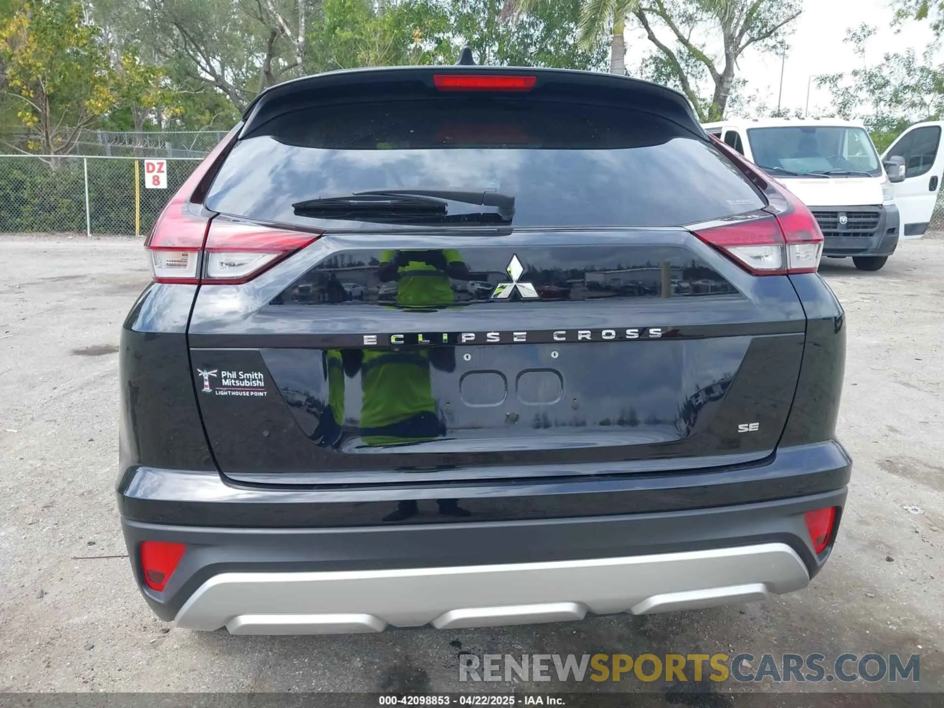 17 fotografías del automóvil dañado JA4ATWAA4PZ023125 MITSUBISHI ECLIPSE CROSS 2023