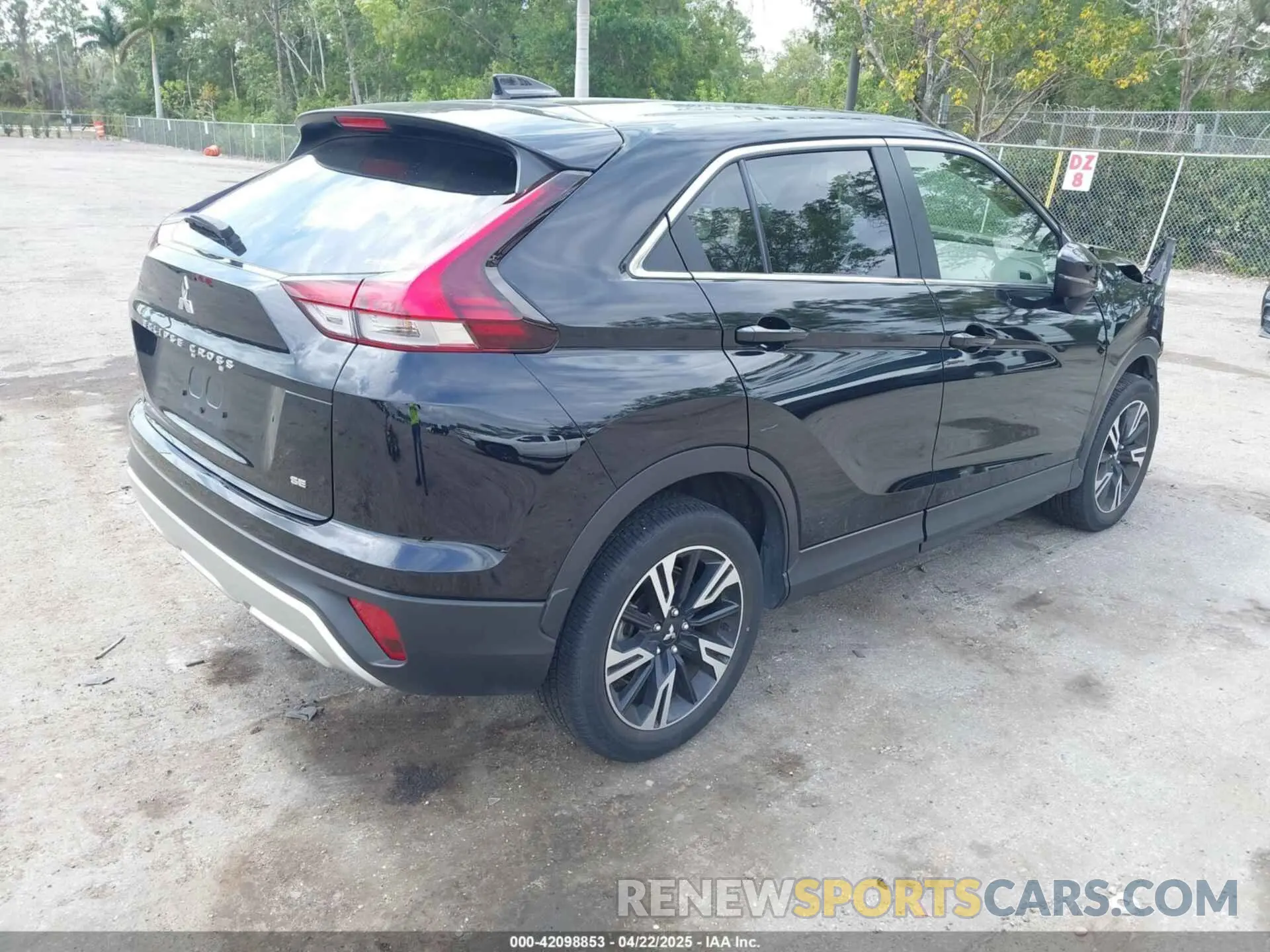 4 fotografías del automóvil dañado JA4ATWAA4PZ023125 MITSUBISHI ECLIPSE CROSS 2023