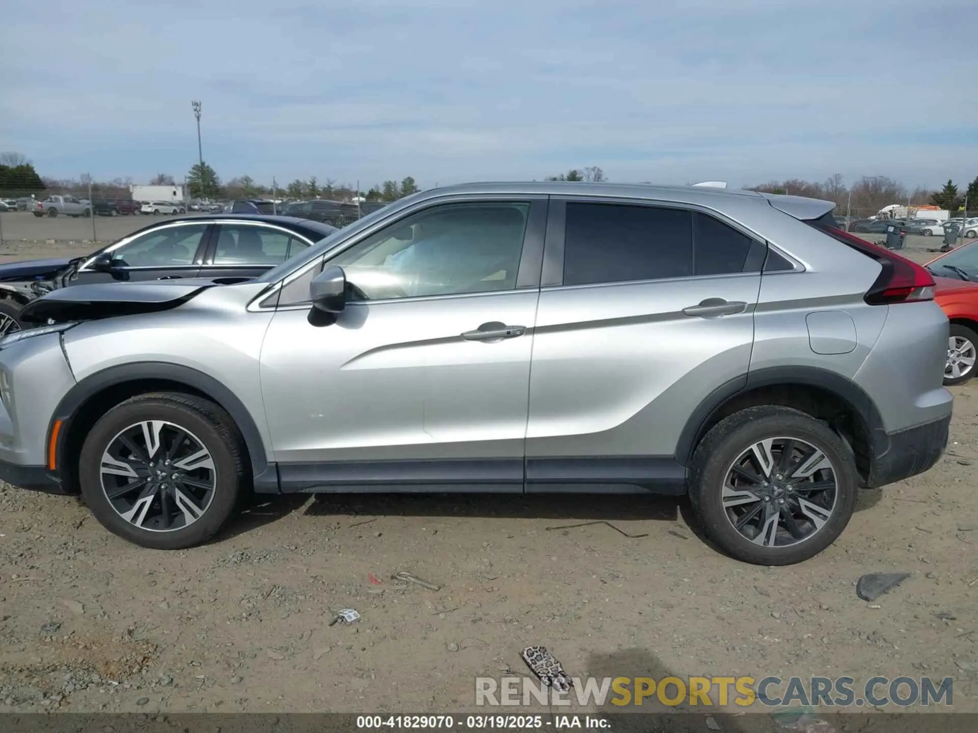 15 fotografías del automóvil dañado JA4ATWAA6PZ029041 MITSUBISHI ECLIPSE CROSS 2023