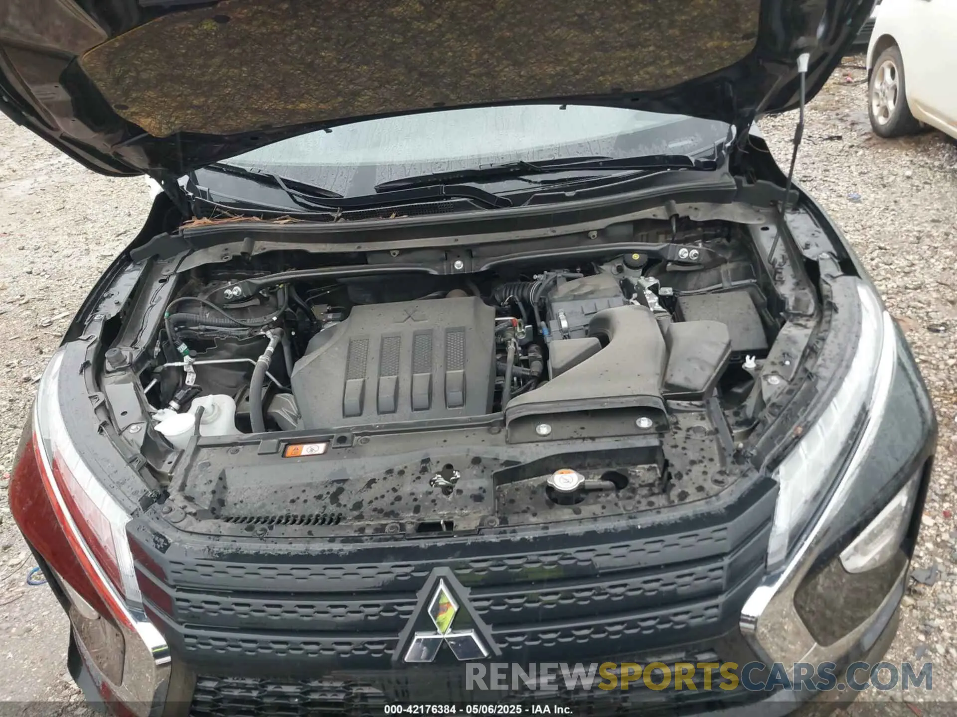 10 fotografías del automóvil dañado JA4ATVAA1RZ035228 MITSUBISHI ECLIPSE CROSS 2024