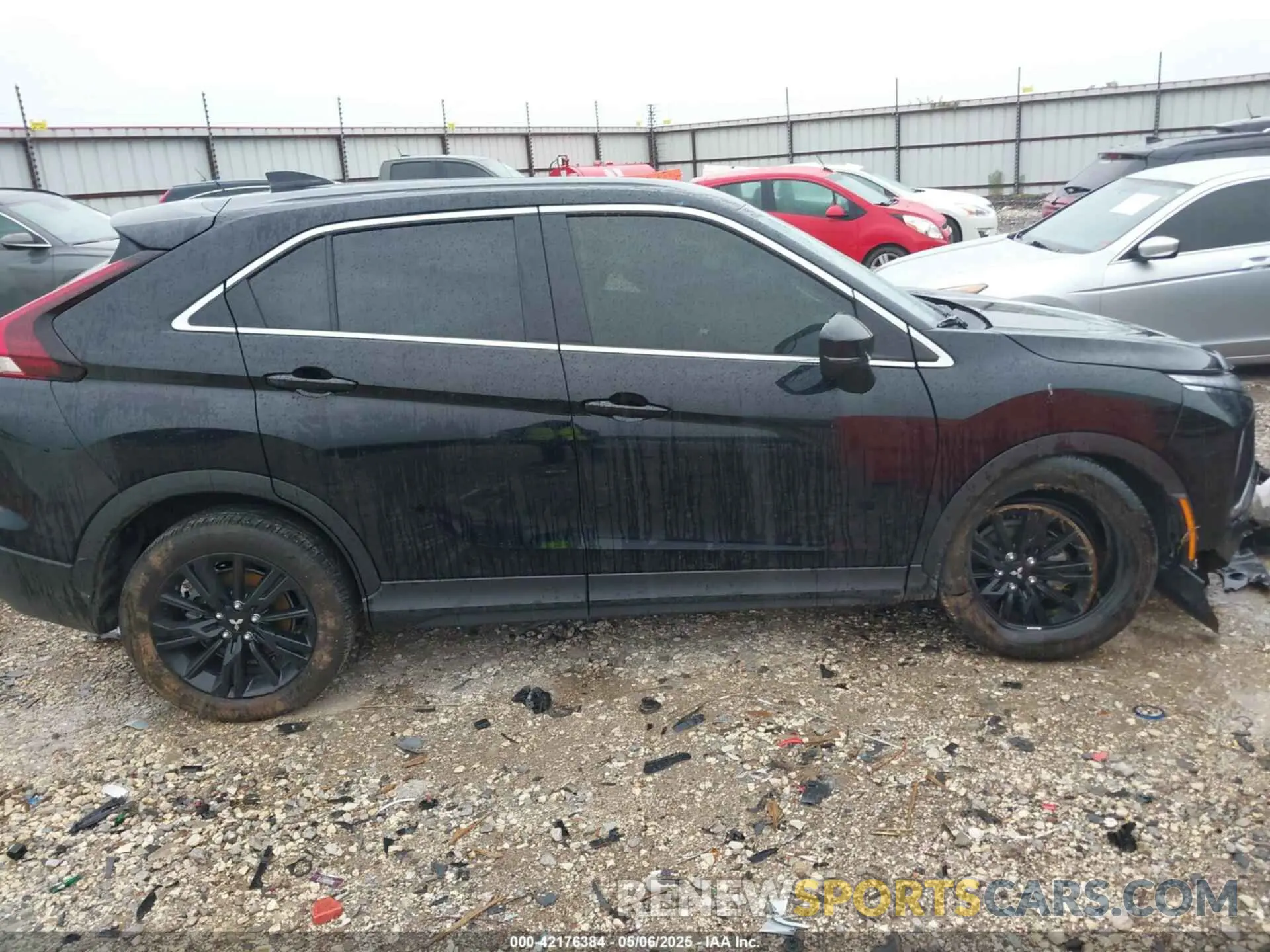 13 fotografías del automóvil dañado JA4ATVAA1RZ035228 MITSUBISHI ECLIPSE CROSS 2024