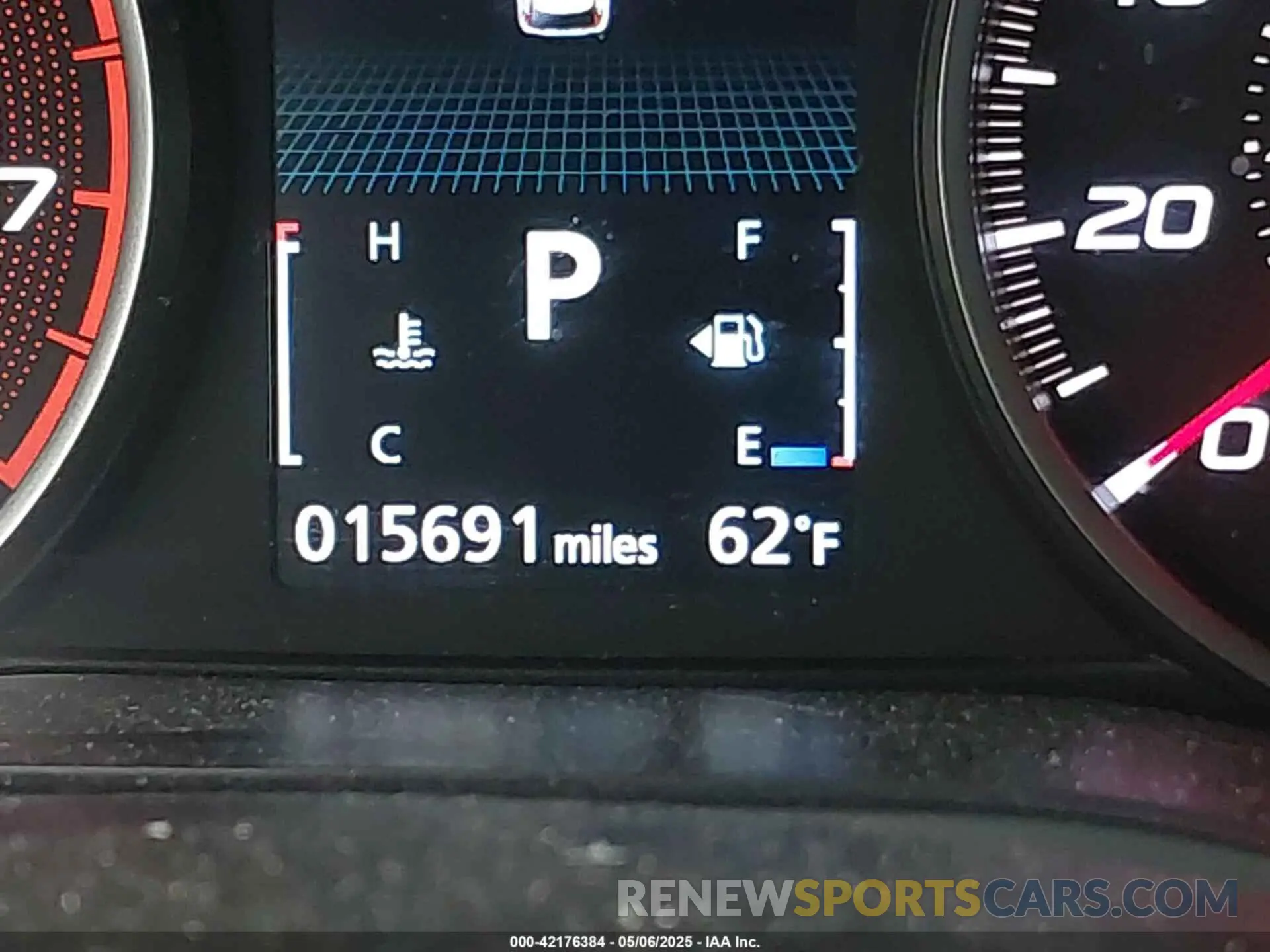 15 fotografías del automóvil dañado JA4ATVAA1RZ035228 MITSUBISHI ECLIPSE CROSS 2024