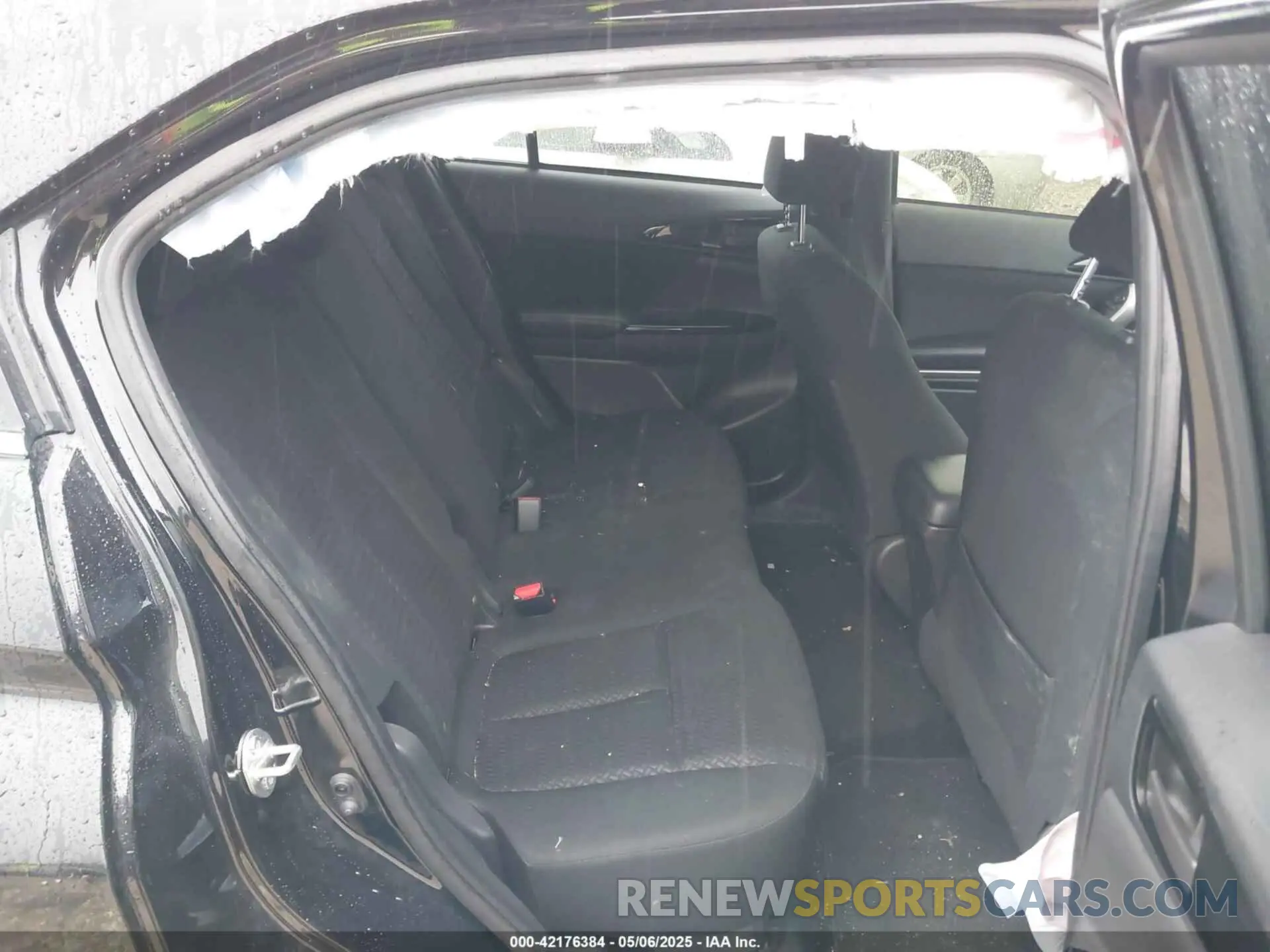 8 fotografías del automóvil dañado JA4ATVAA1RZ035228 MITSUBISHI ECLIPSE CROSS 2024