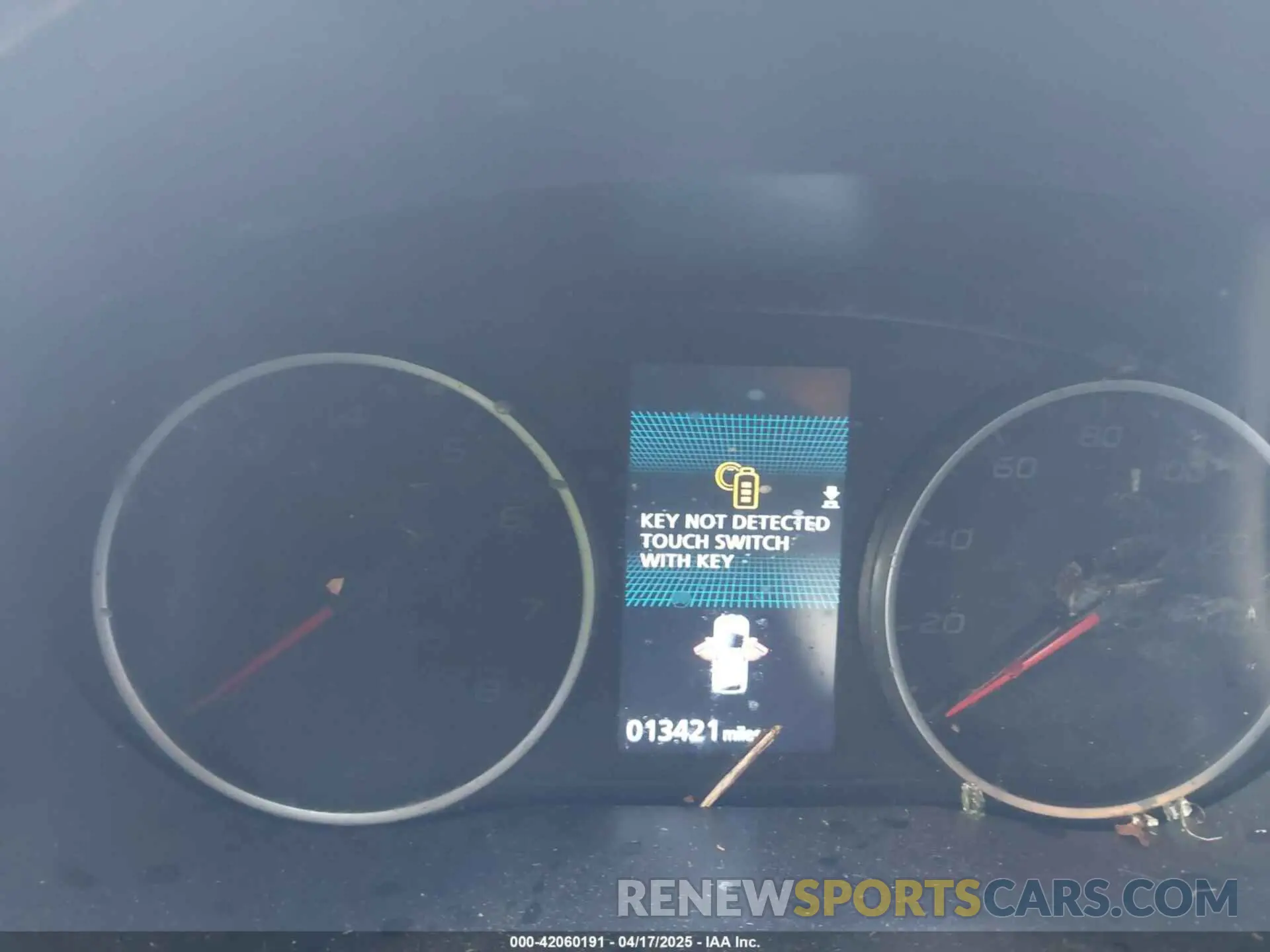 14 fotografías del automóvil dañado JA4ATVAA2RZ060509 MITSUBISHI ECLIPSE CROSS 2024