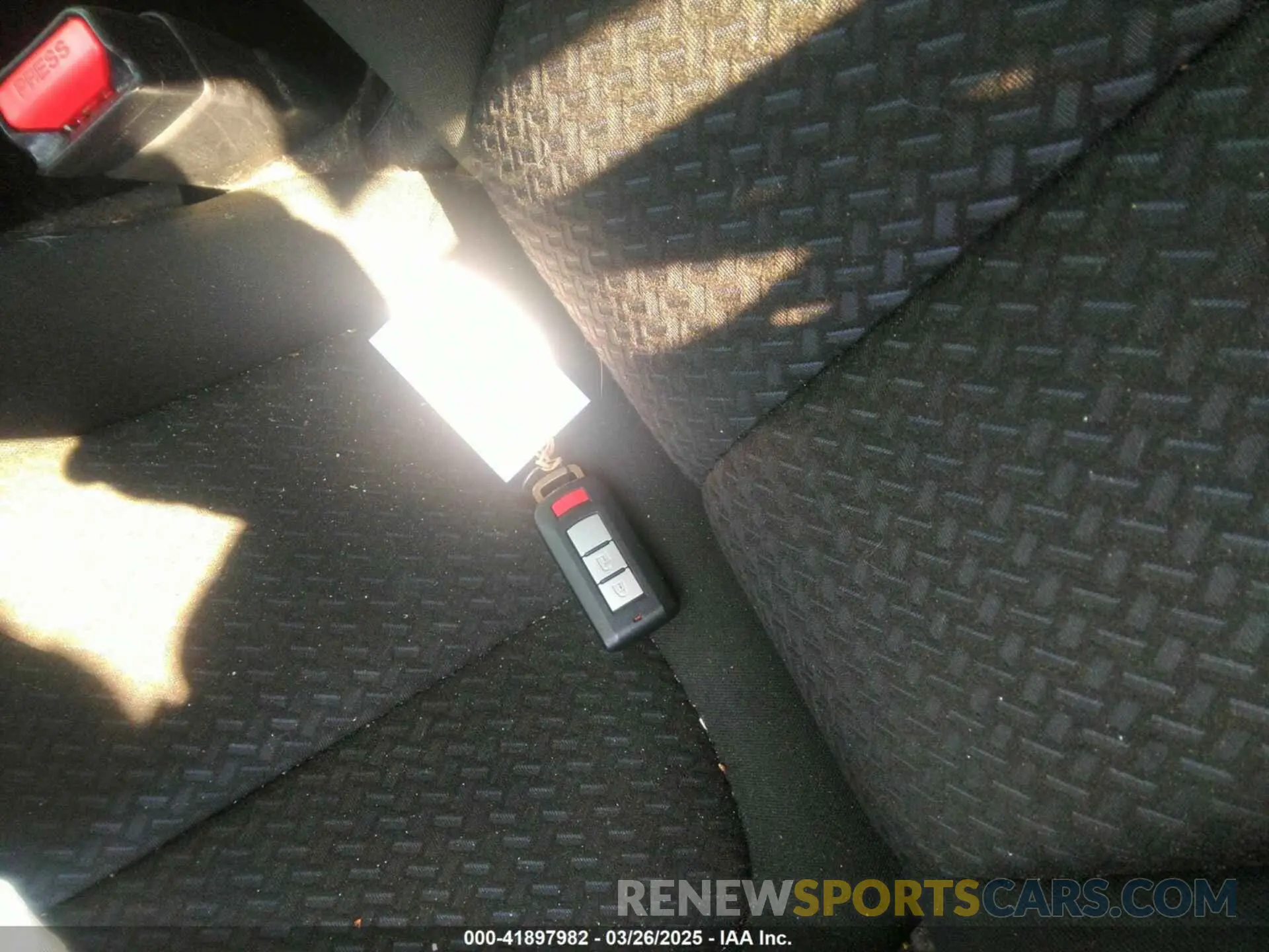 11 fotografías del automóvil dañado JA4ATVAA3RZ001470 MITSUBISHI ECLIPSE CROSS 2024