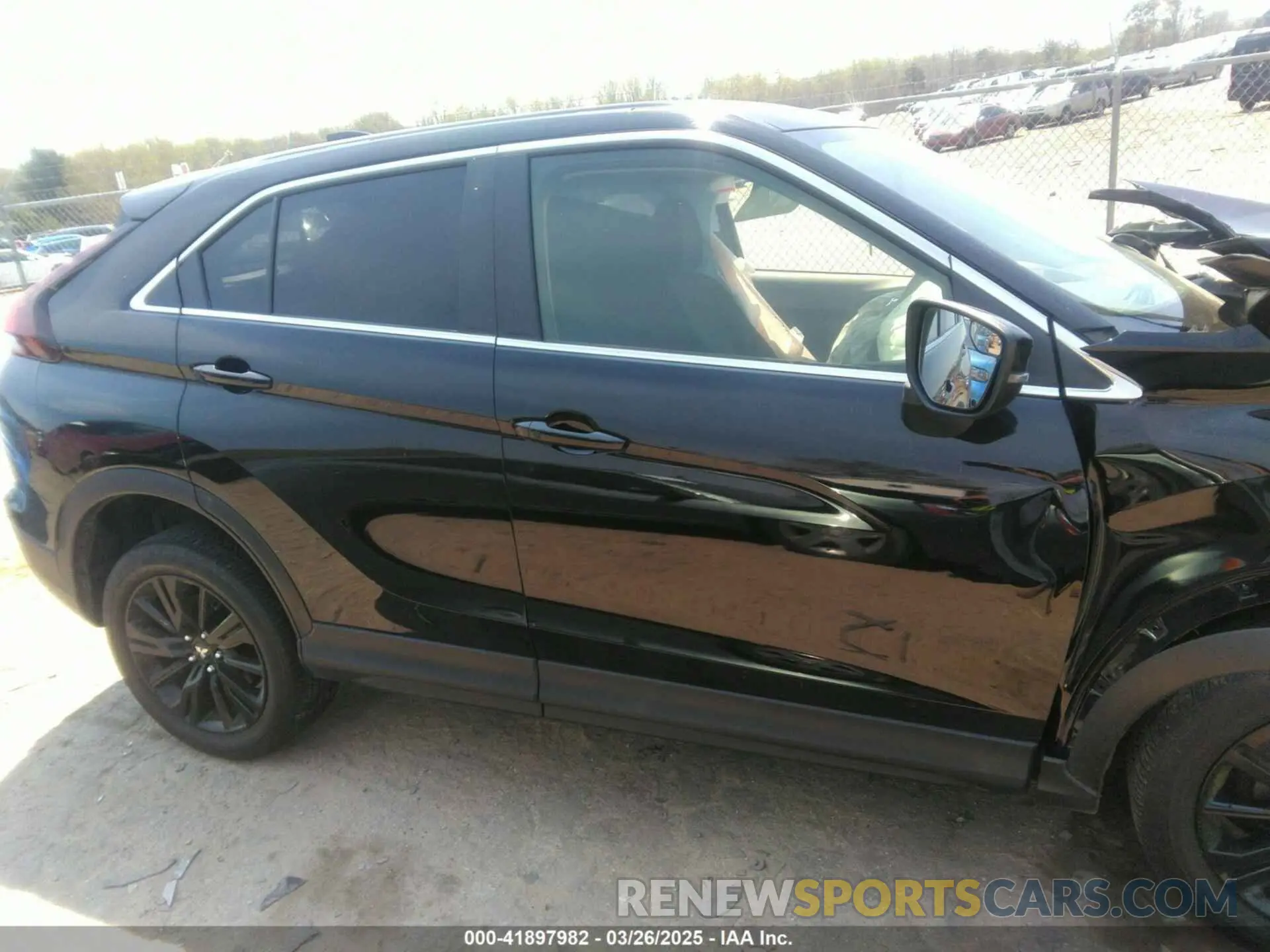 13 fotografías del automóvil dañado JA4ATVAA3RZ001470 MITSUBISHI ECLIPSE CROSS 2024