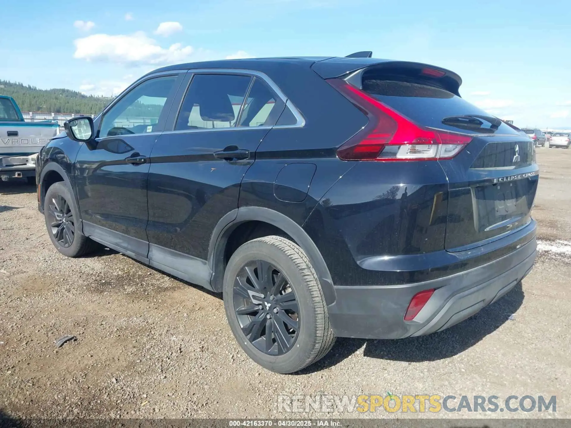 3 fotografías del automóvil dañado JA4ATVAA3RZ003106 MITSUBISHI ECLIPSE CROSS 2024