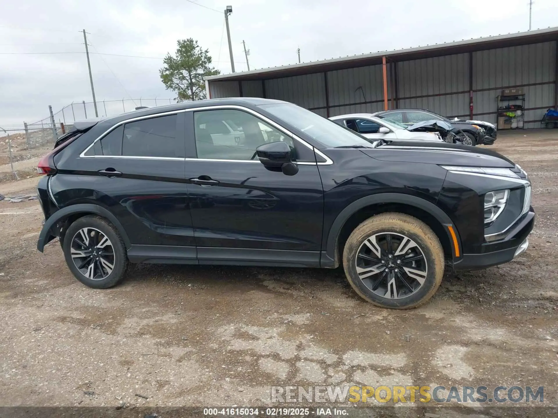 13 fotografías del automóvil dañado JA4ATWAA1RZ020802 MITSUBISHI ECLIPSE CROSS 2024