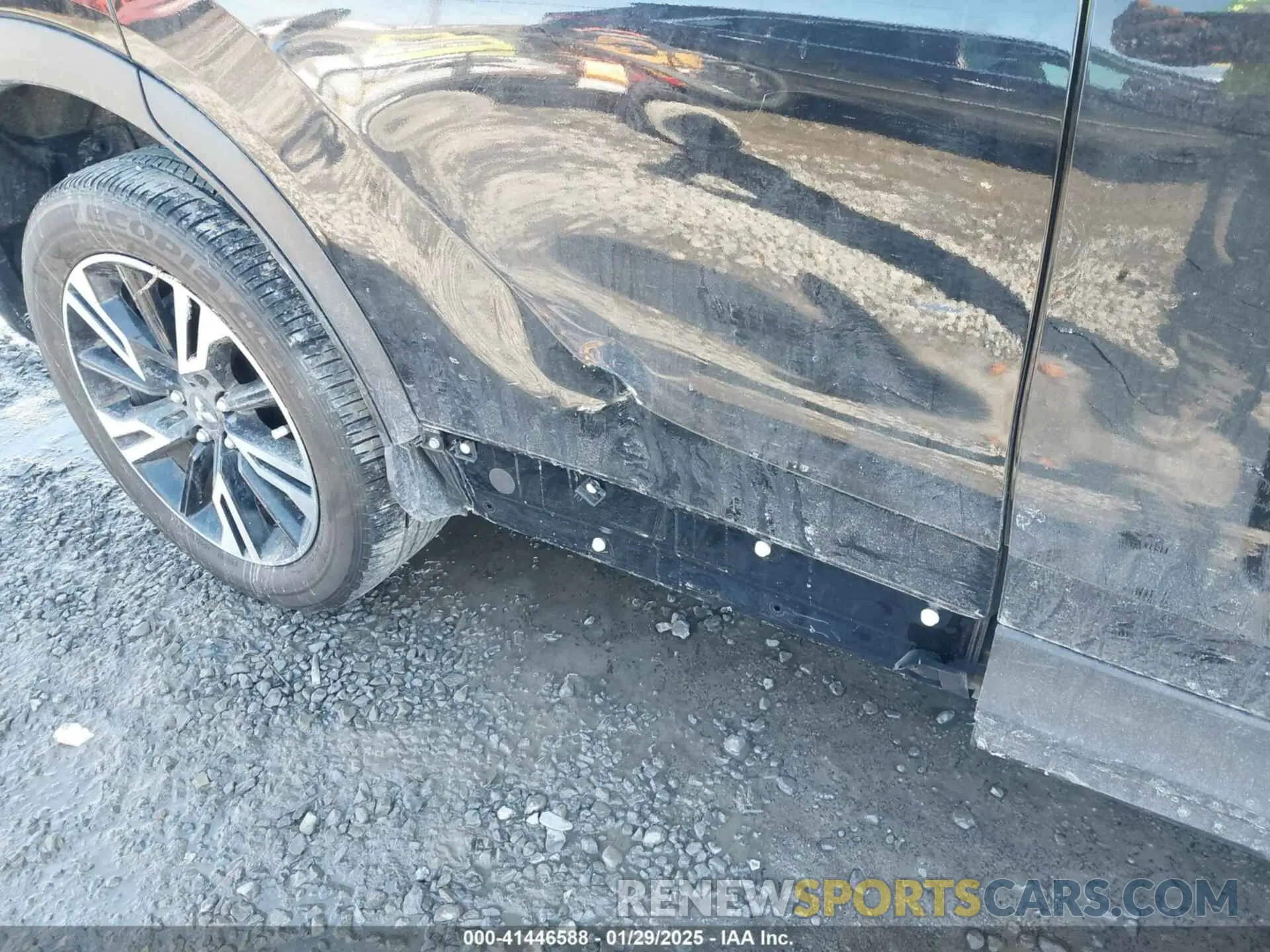 18 fotografías del automóvil dañado JA4ATWAA4RZ001175 MITSUBISHI ECLIPSE CROSS 2024