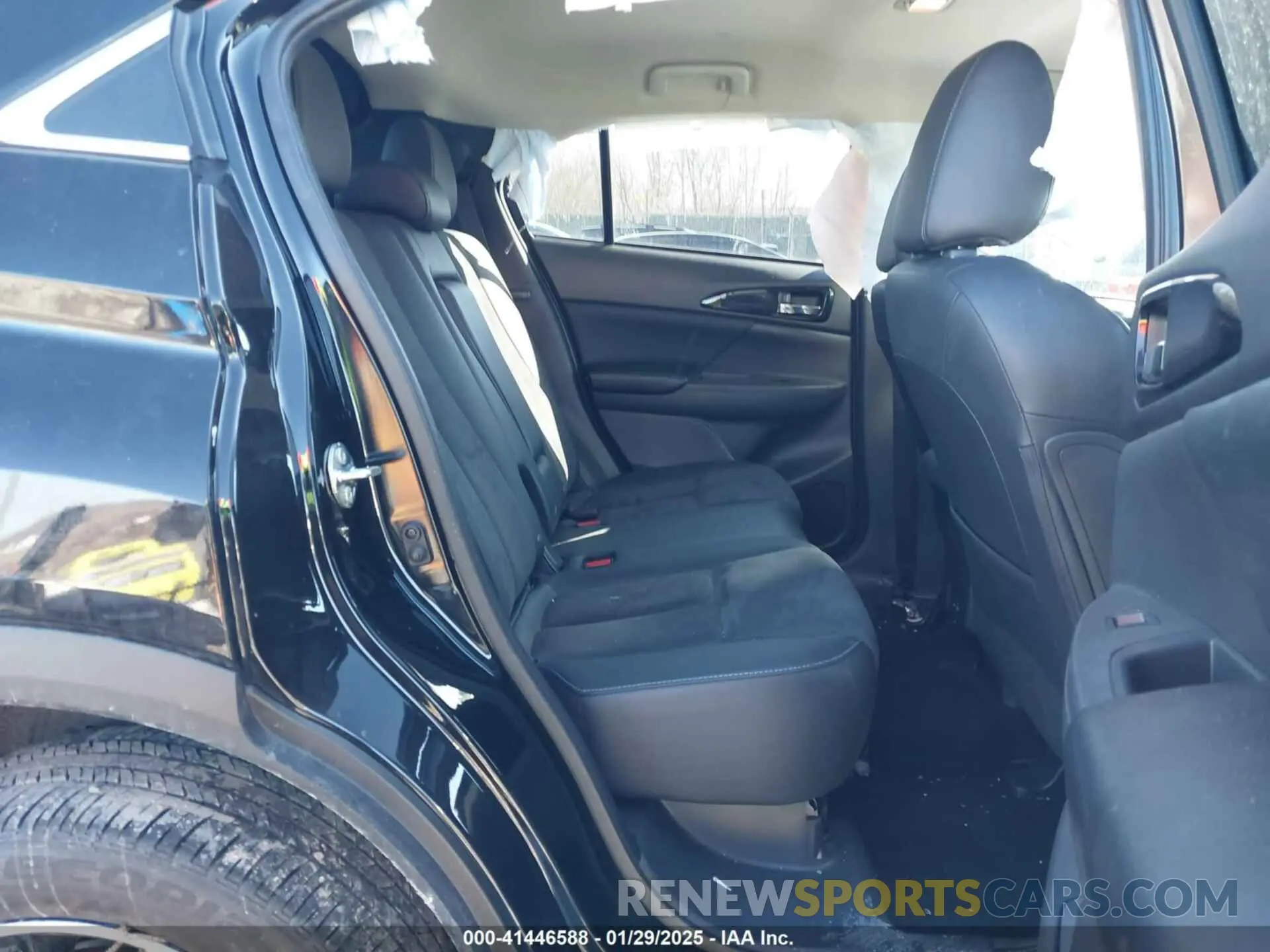 8 fotografías del automóvil dañado JA4ATWAA4RZ001175 MITSUBISHI ECLIPSE CROSS 2024