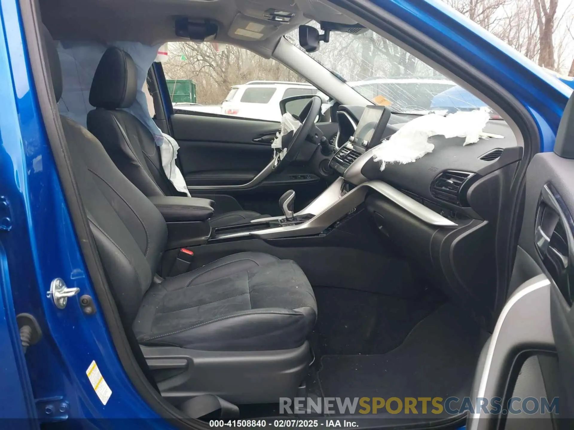5 fotografías del automóvil dañado JA4ATWAA4RZ014315 MITSUBISHI ECLIPSE CROSS 2024