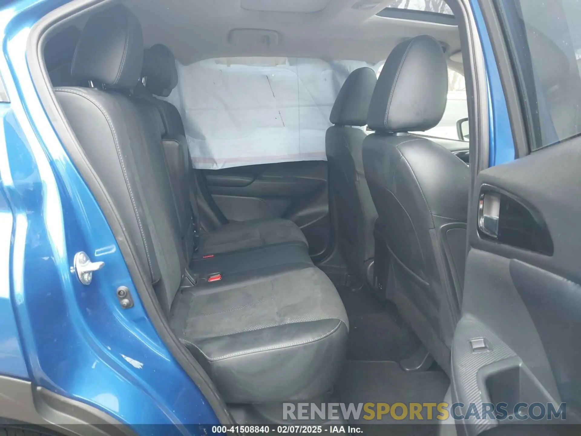 8 fotografías del automóvil dañado JA4ATWAA4RZ014315 MITSUBISHI ECLIPSE CROSS 2024