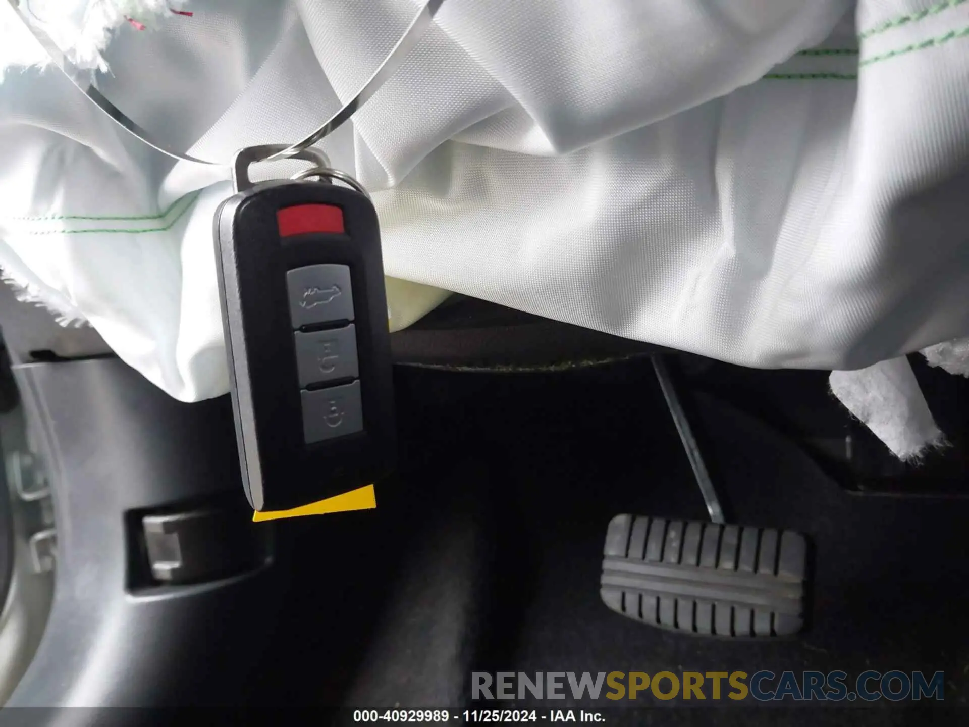 11 fotografías del automóvil dañado JA4ATWAA4RZ016257 MITSUBISHI ECLIPSE CROSS 2024