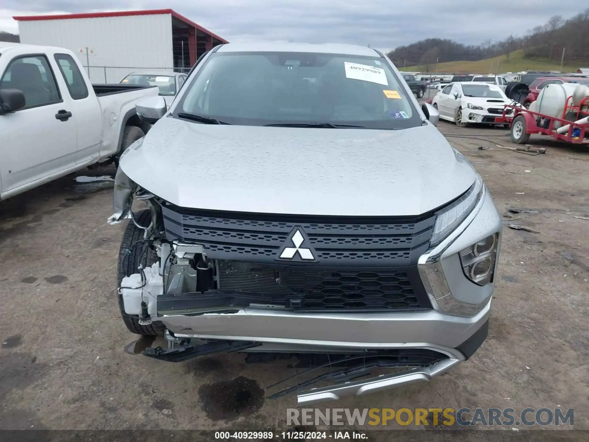 13 fotografías del automóvil dañado JA4ATWAA4RZ016257 MITSUBISHI ECLIPSE CROSS 2024