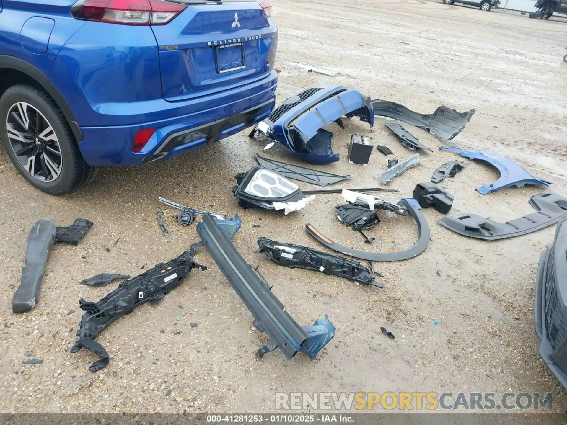 12 fotografías del automóvil dañado JA4ATWAA5RZ001492 MITSUBISHI ECLIPSE CROSS 2024