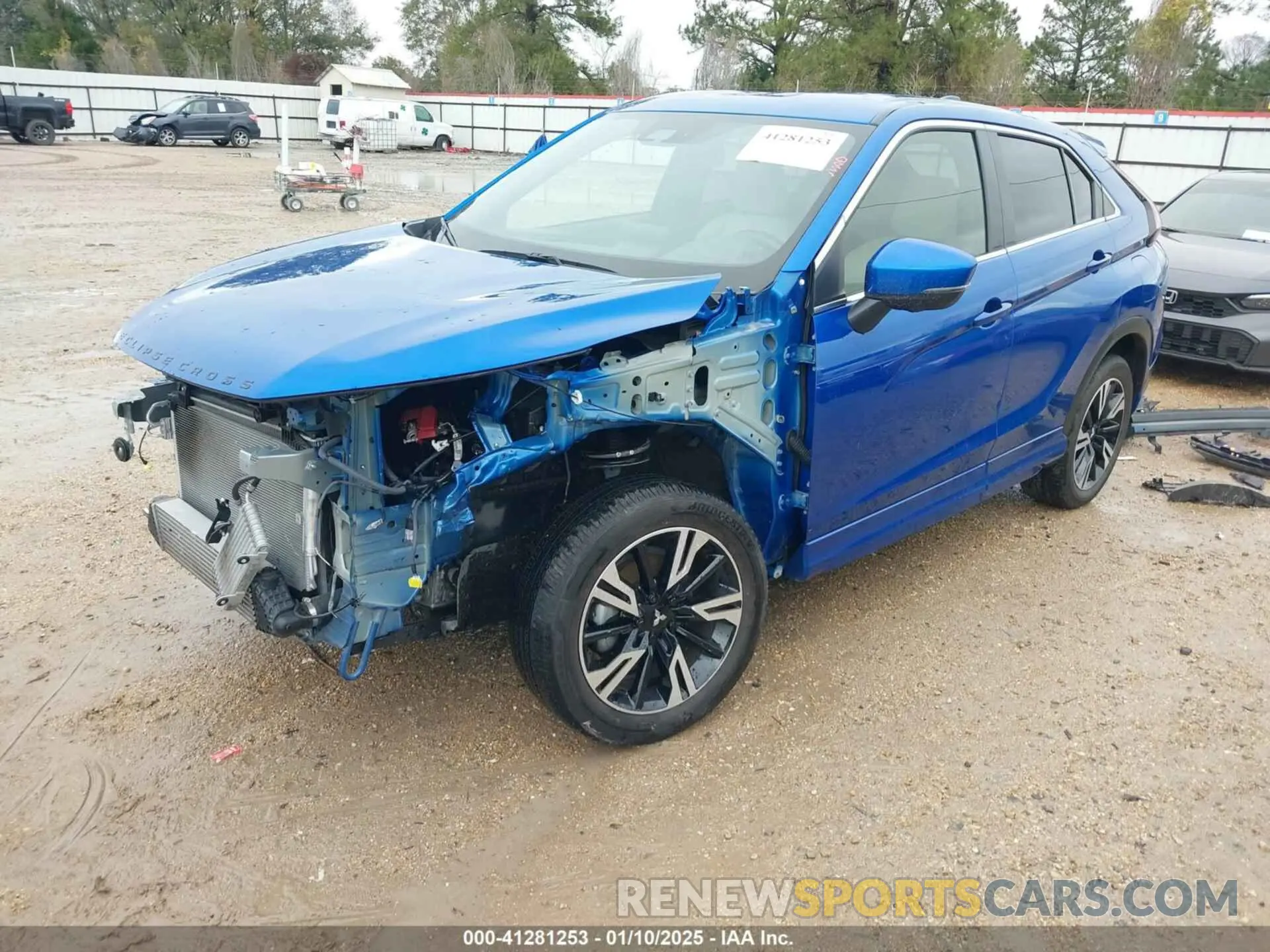 2 fotografías del automóvil dañado JA4ATWAA5RZ001492 MITSUBISHI ECLIPSE CROSS 2024