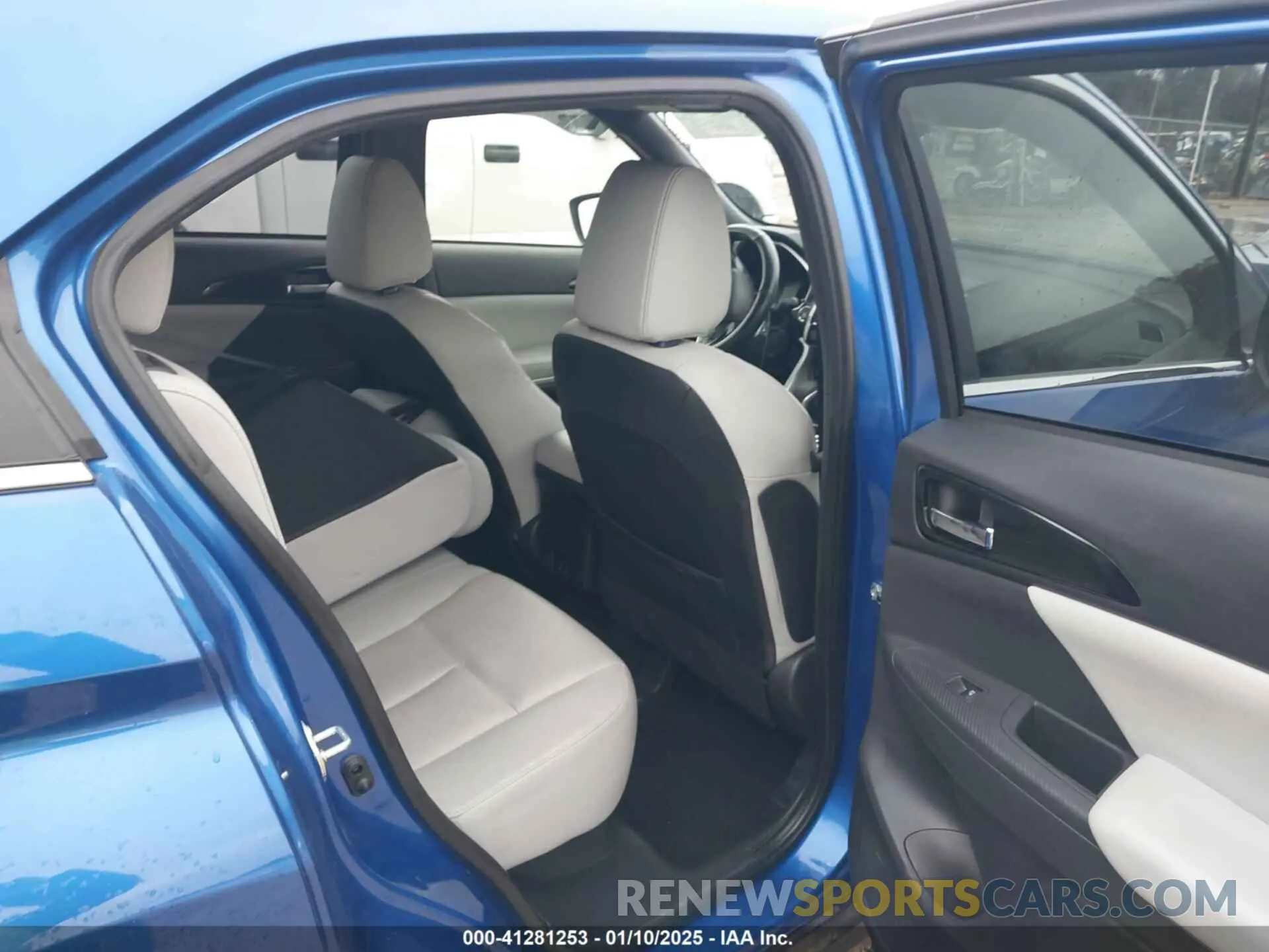 8 fotografías del automóvil dañado JA4ATWAA5RZ001492 MITSUBISHI ECLIPSE CROSS 2024