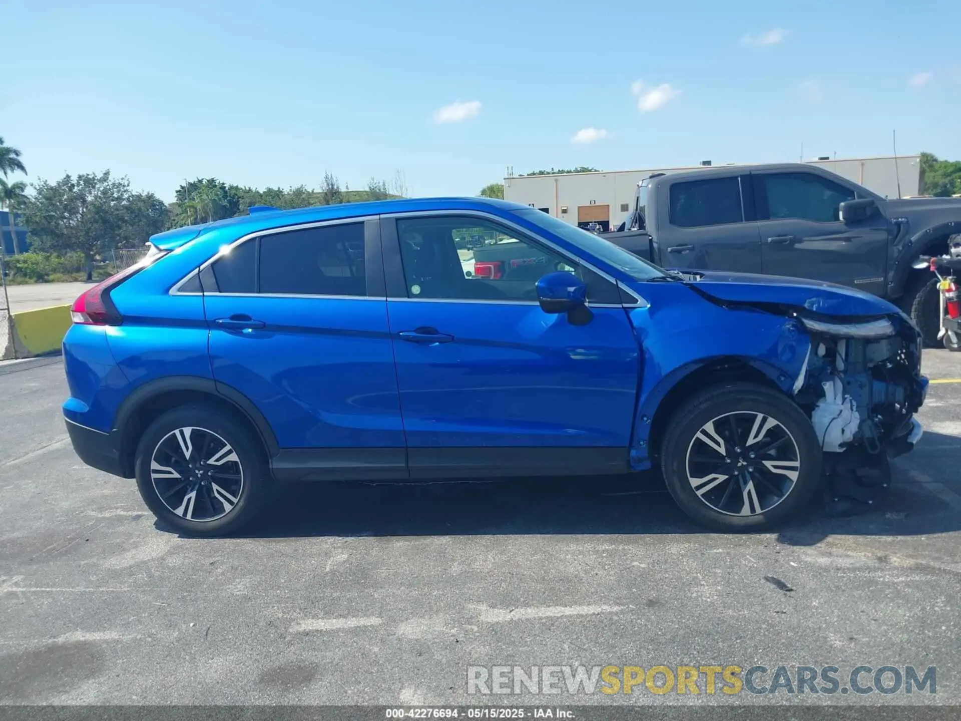 13 fotografías del automóvil dañado JA4ATWAA5RZ043290 MITSUBISHI ECLIPSE CROSS 2024