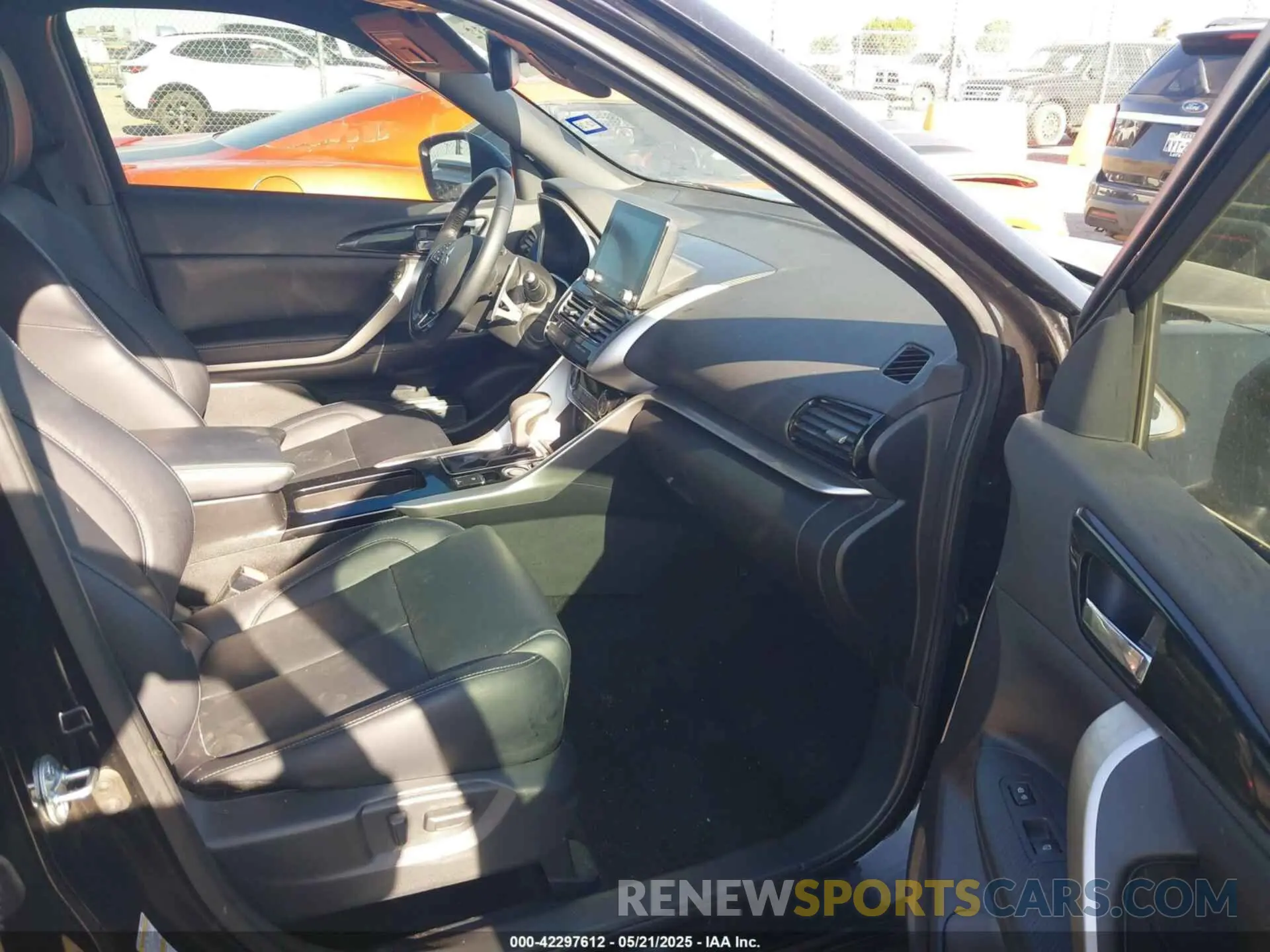 5 fotografías del automóvil dañado JA4ATWAA8RZ073688 MITSUBISHI ECLIPSE CROSS 2024