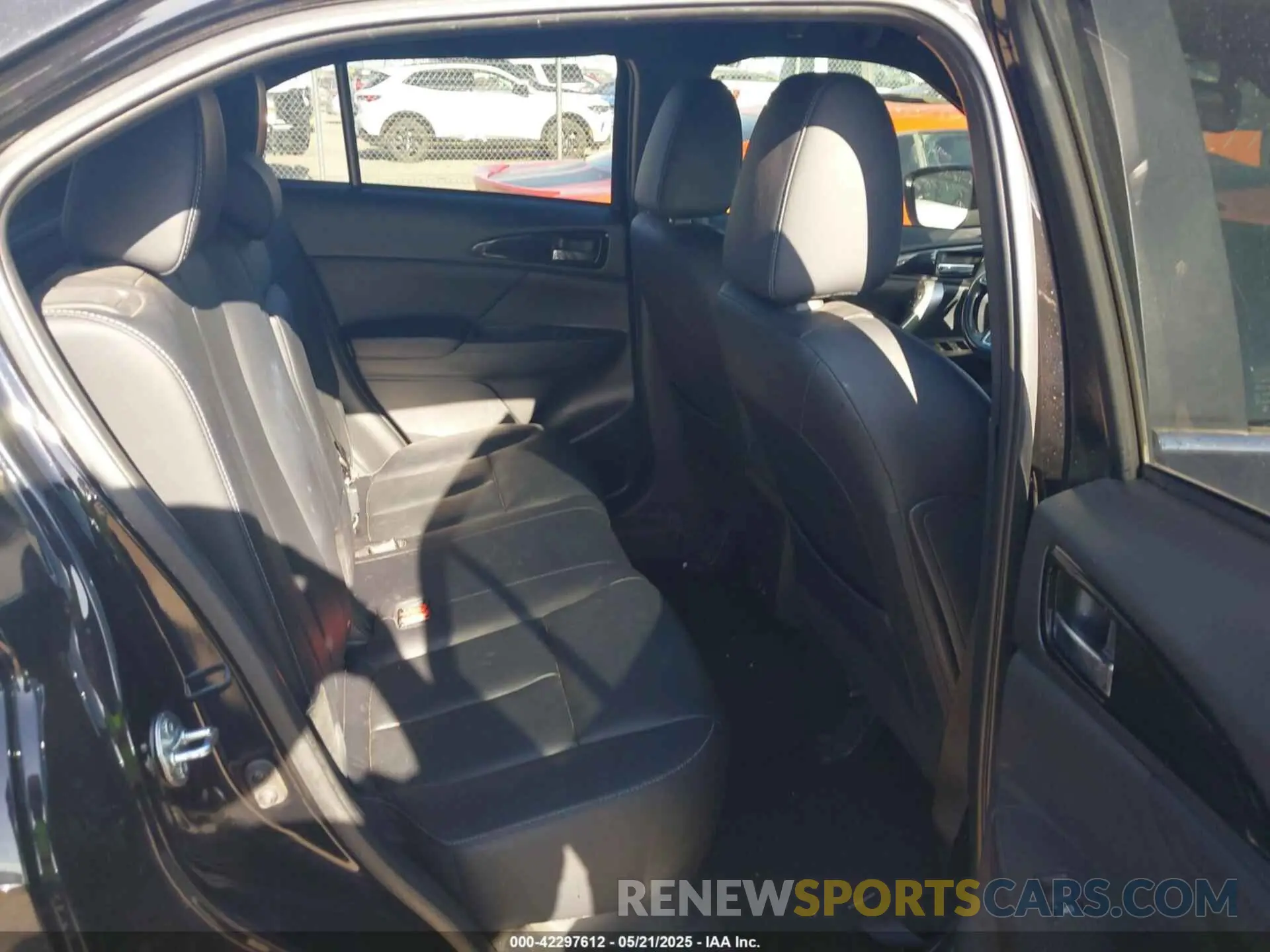 8 fotografías del automóvil dañado JA4ATWAA8RZ073688 MITSUBISHI ECLIPSE CROSS 2024