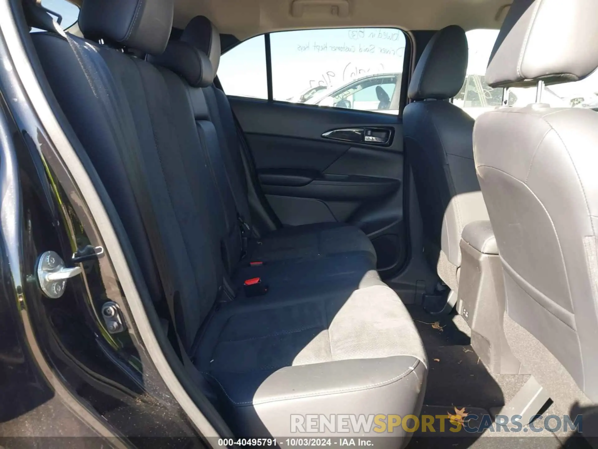8 fotografías del automóvil dañado JA4ATWAA9RZ043261 MITSUBISHI ECLIPSE CROSS 2024