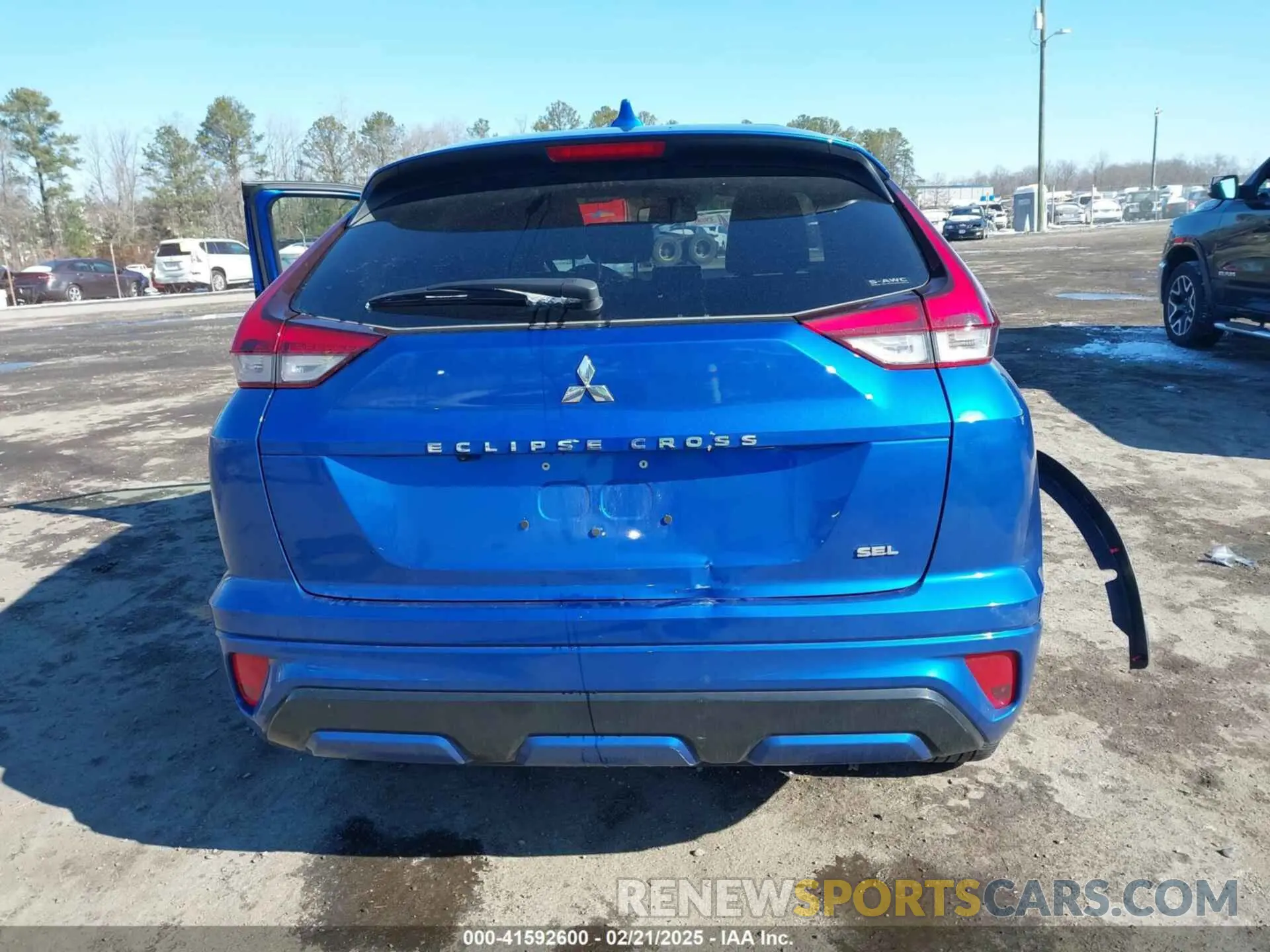 16 fotografías del automóvil dañado JA4ATWAA9RZ069102 MITSUBISHI ECLIPSE CROSS 2024