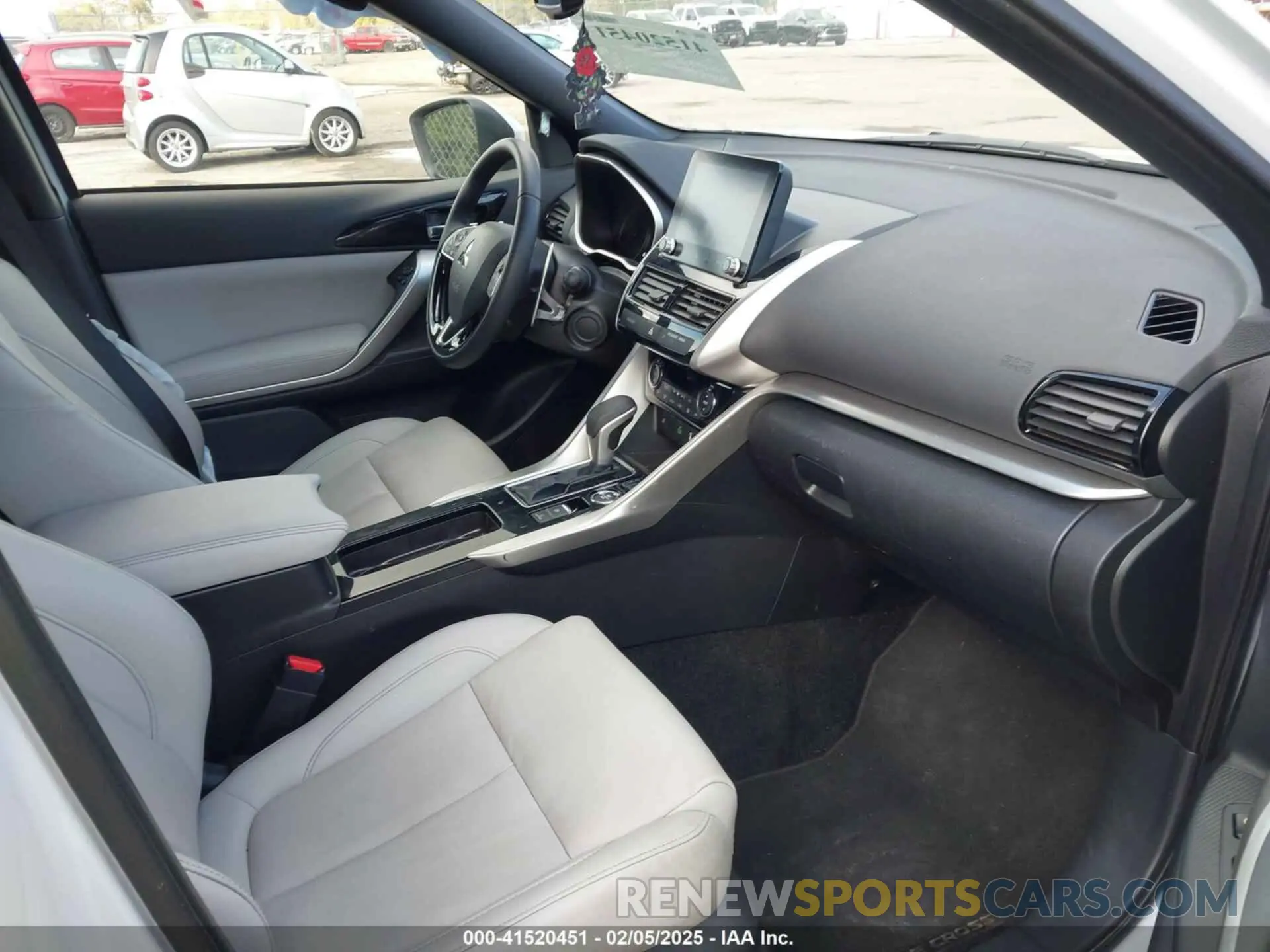 5 fotografías del automóvil dañado JA4ATWAA9RZ078866 MITSUBISHI ECLIPSE CROSS 2024