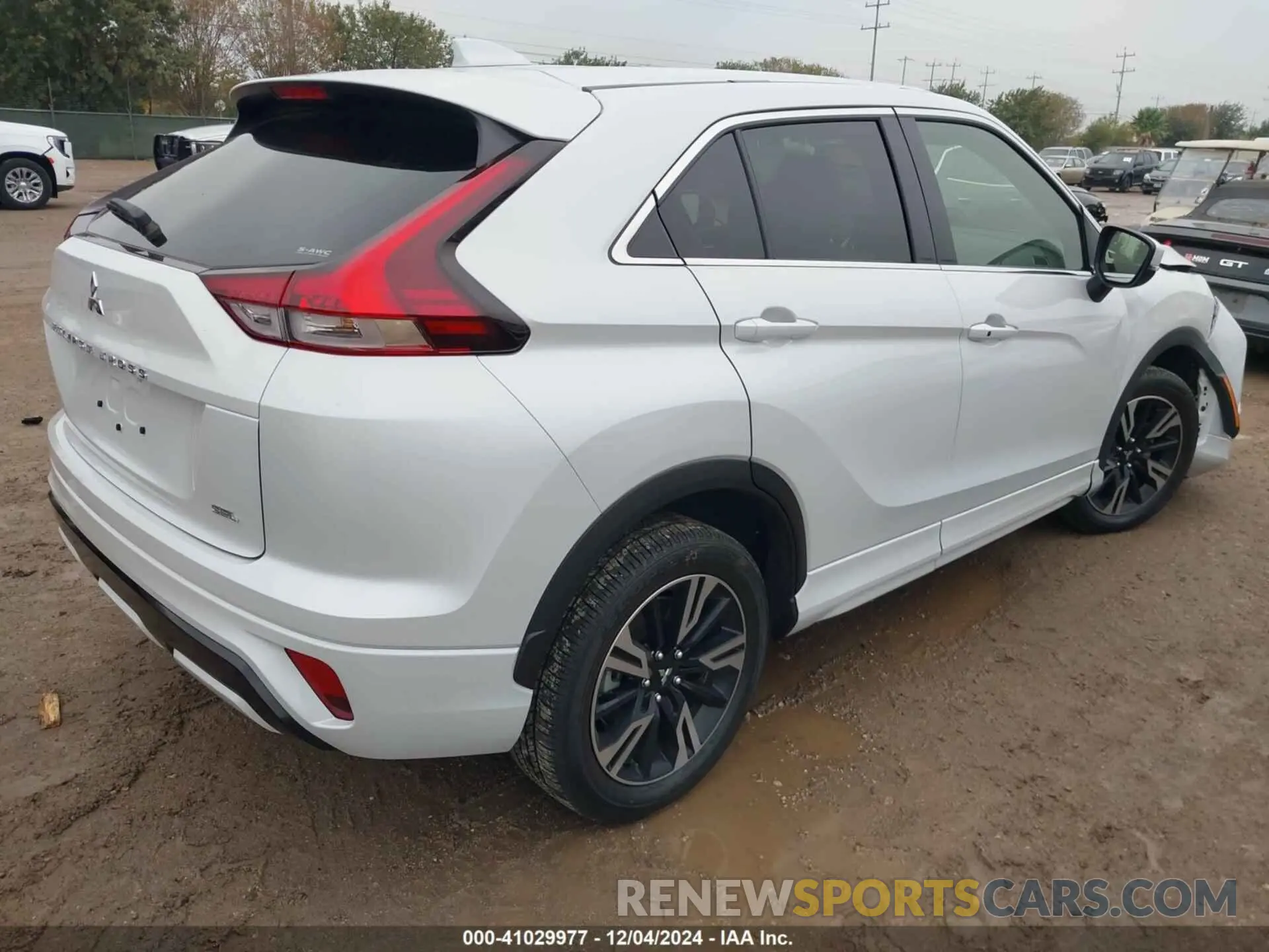 4 fotografías del automóvil dañado JA4ATWAAXRZ052695 MITSUBISHI ECLIPSE CROSS 2024