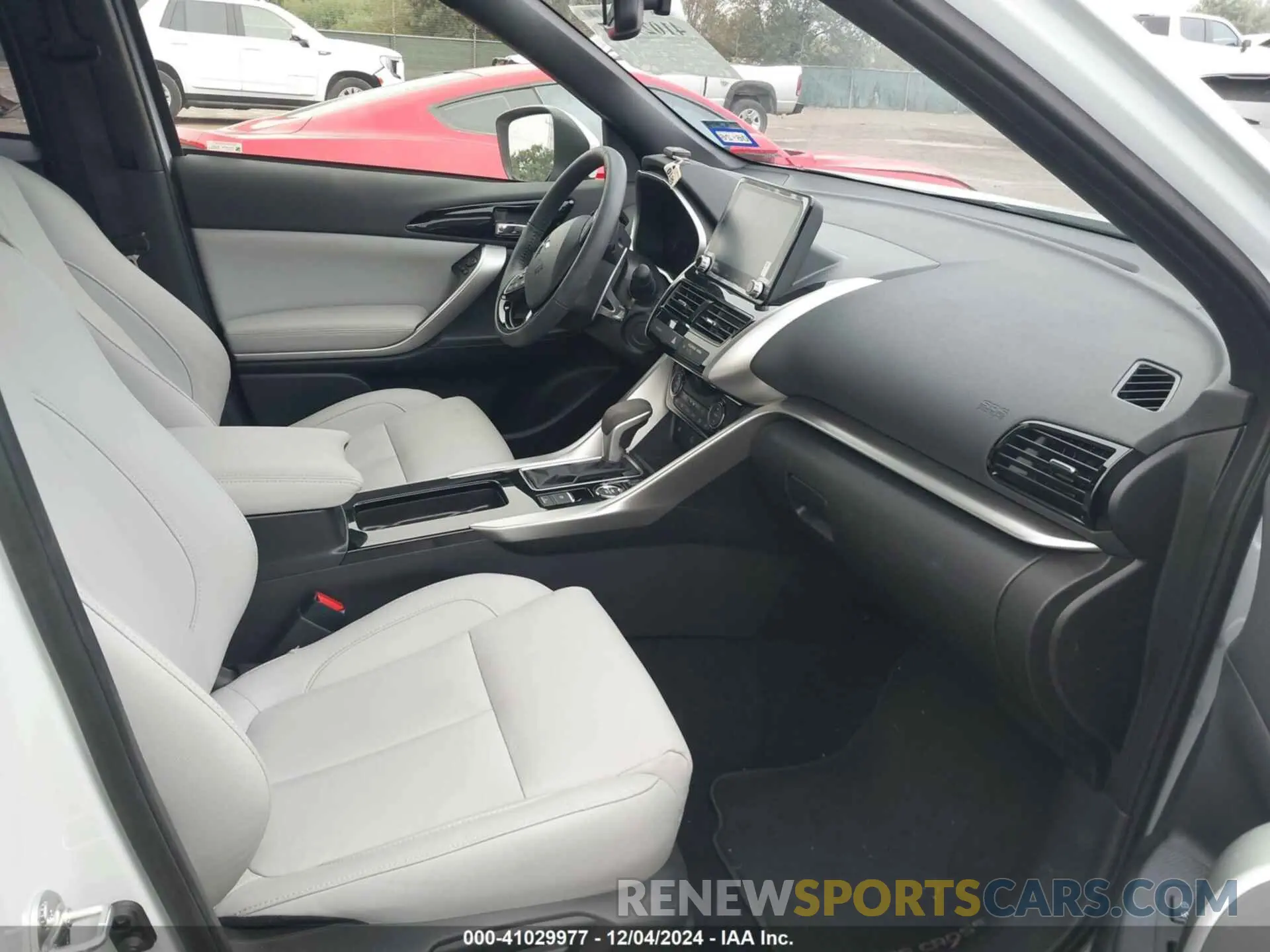 5 fotografías del automóvil dañado JA4ATWAAXRZ052695 MITSUBISHI ECLIPSE CROSS 2024