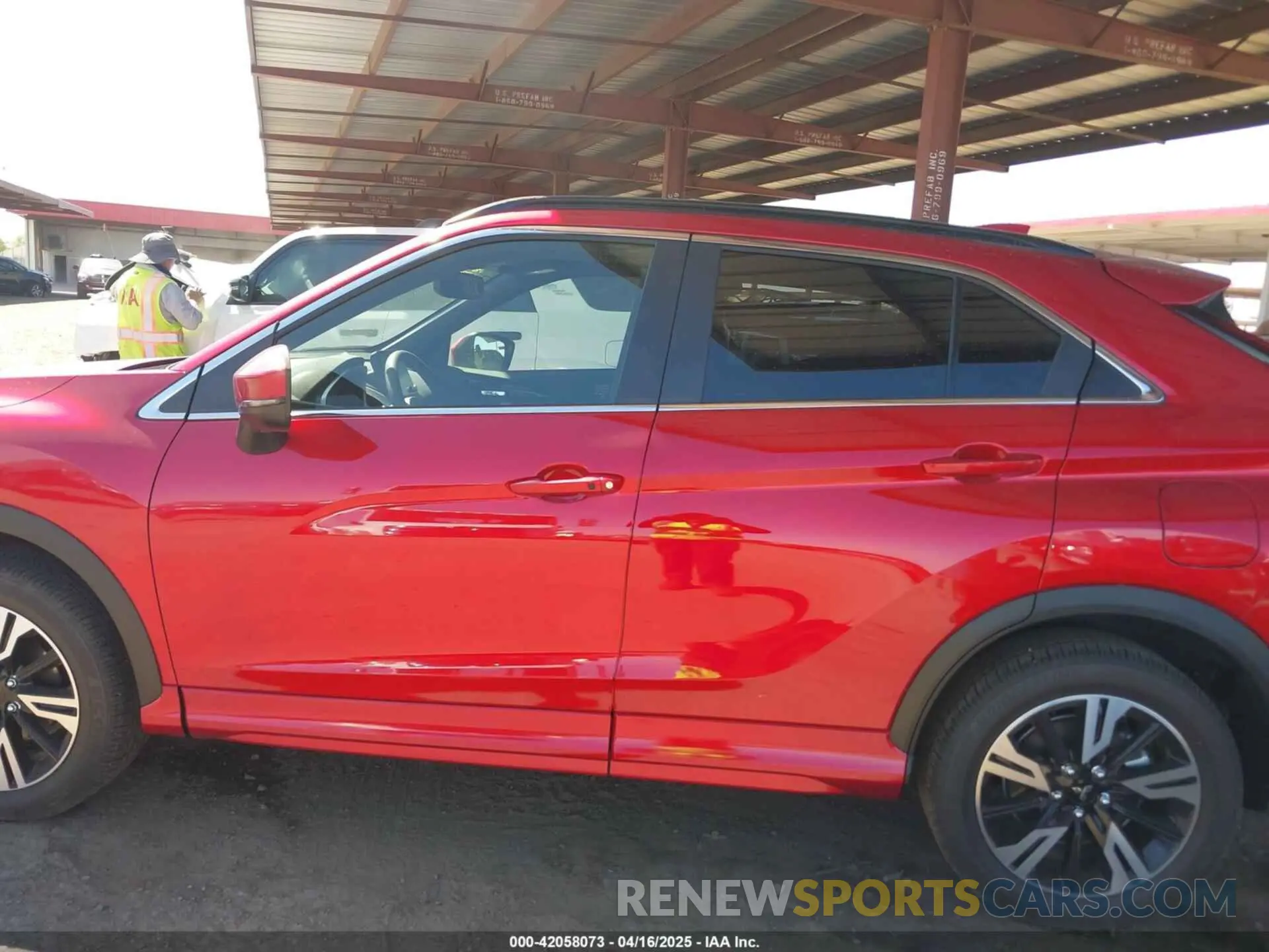 15 fotografías del automóvil dañado JA4ATWAA0SZ006881 MITSUBISHI ECLIPSE CROSS 2025