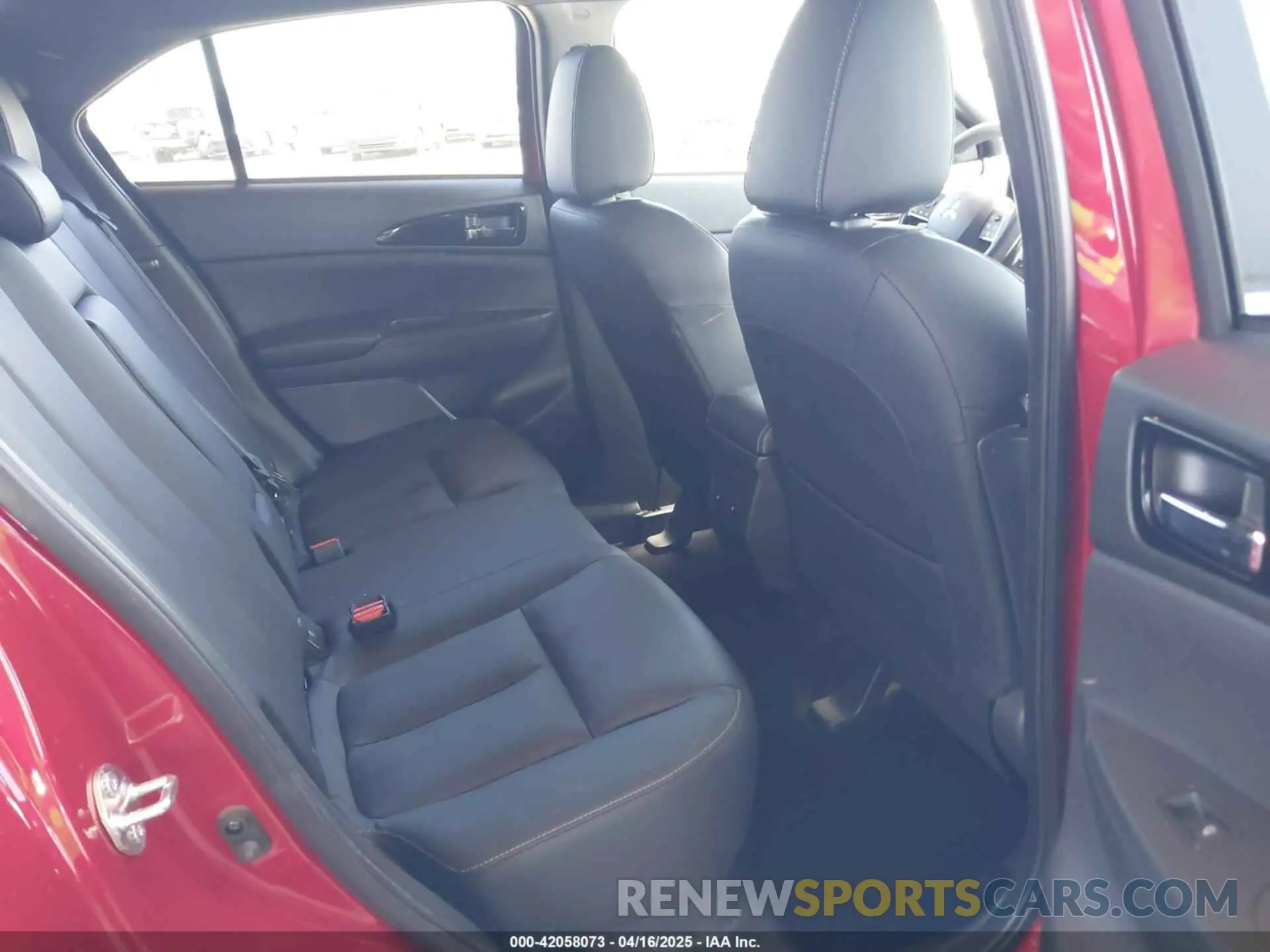 8 fotografías del automóvil dañado JA4ATWAA0SZ006881 MITSUBISHI ECLIPSE CROSS 2025