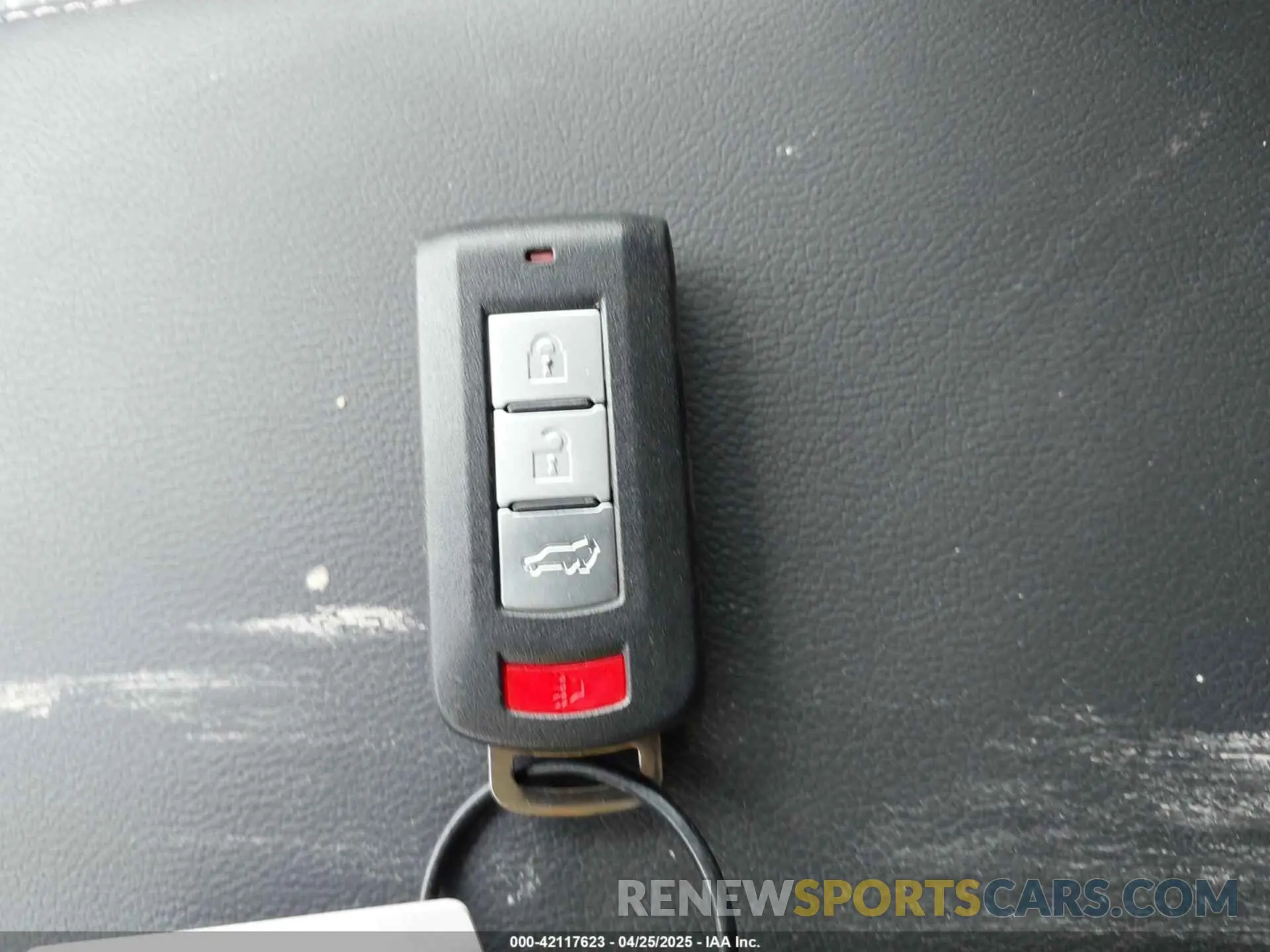 11 fotografías del automóvil dañado JA4ATWAA1SZ003410 MITSUBISHI ECLIPSE CROSS 2025