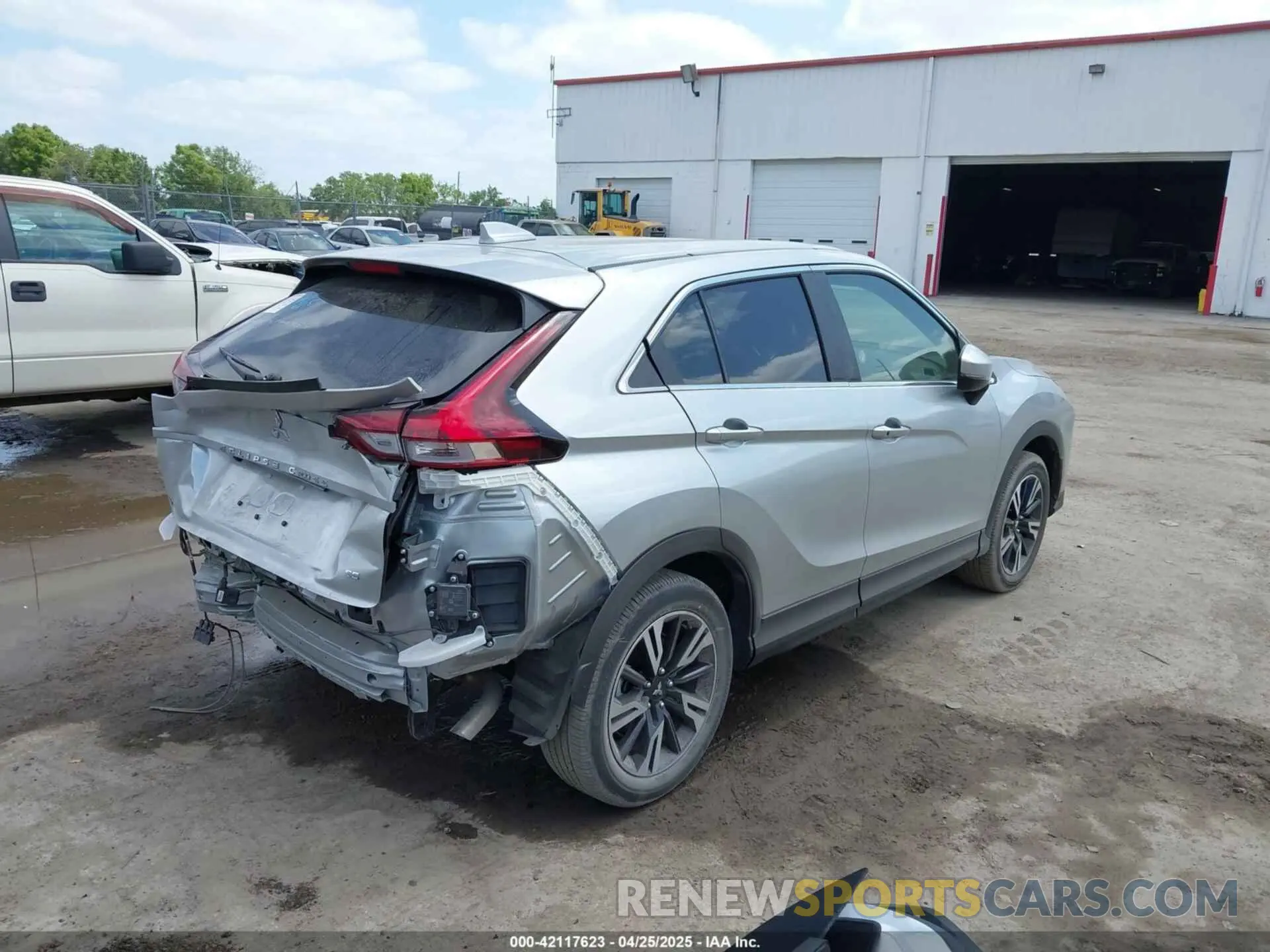 4 fotografías del automóvil dañado JA4ATWAA1SZ003410 MITSUBISHI ECLIPSE CROSS 2025