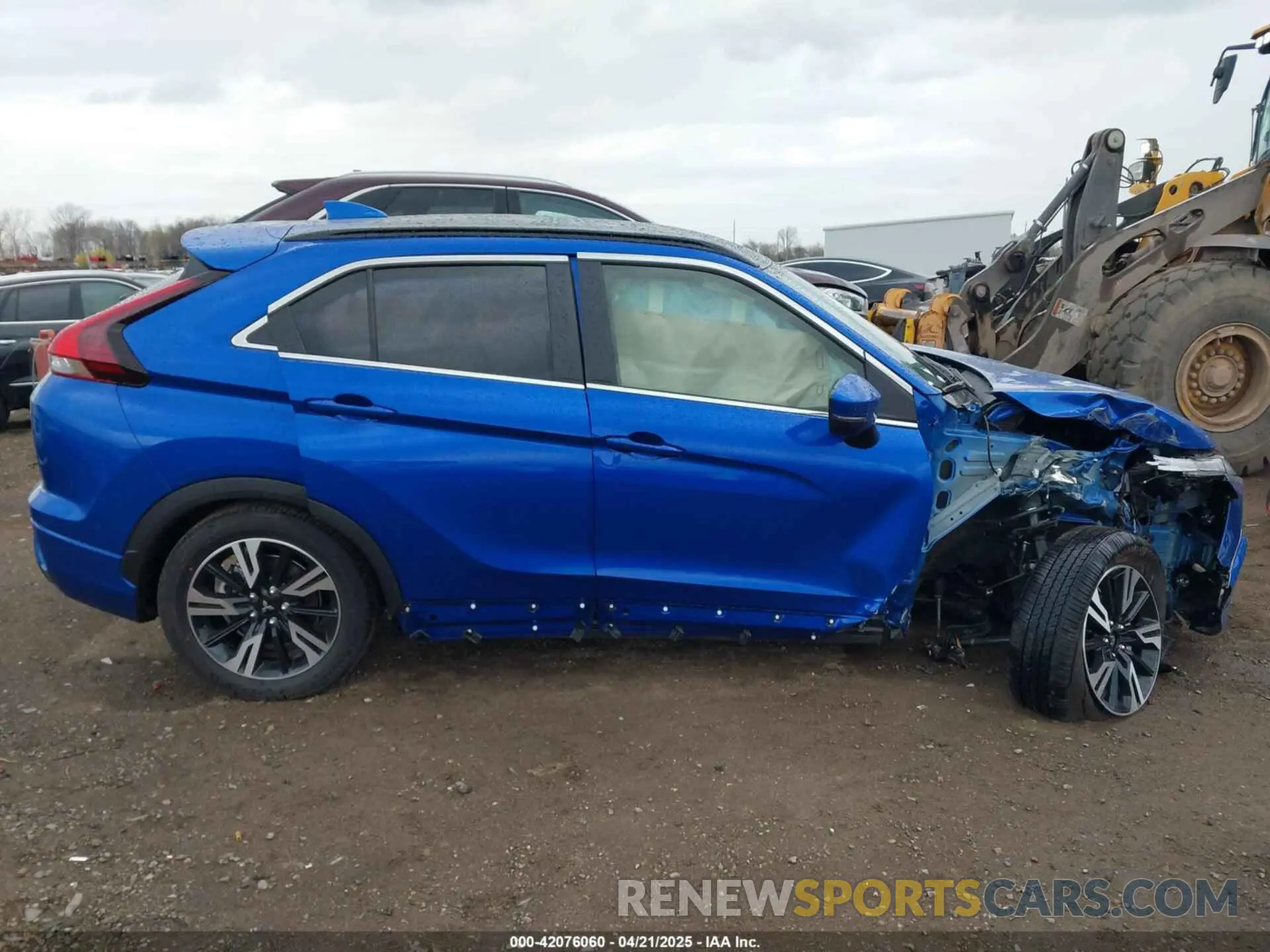13 fotografías del automóvil dañado JA4ATWAA6SZ009607 MITSUBISHI ECLIPSE CROSS 2025