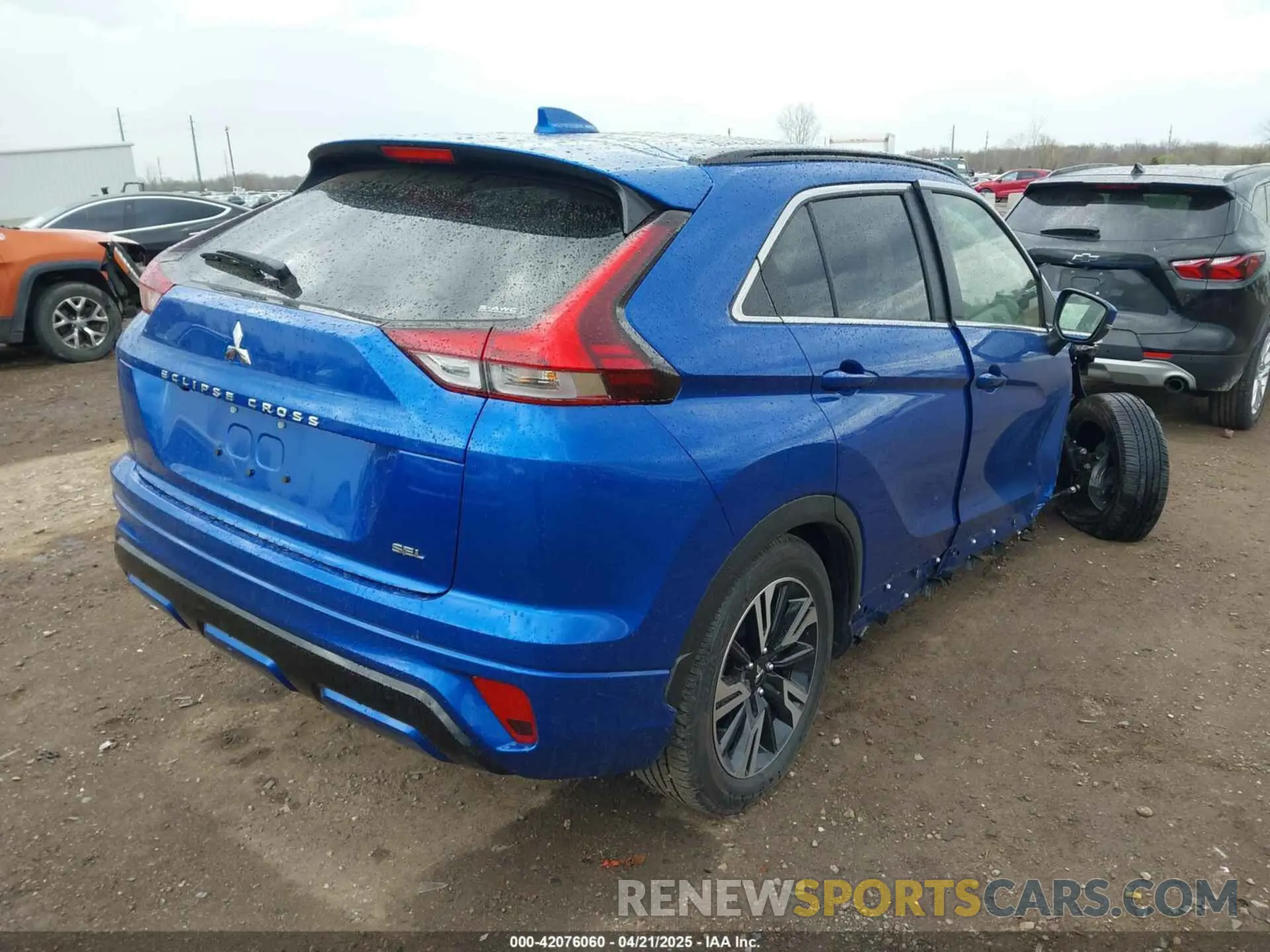 4 fotografías del automóvil dañado JA4ATWAA6SZ009607 MITSUBISHI ECLIPSE CROSS 2025
