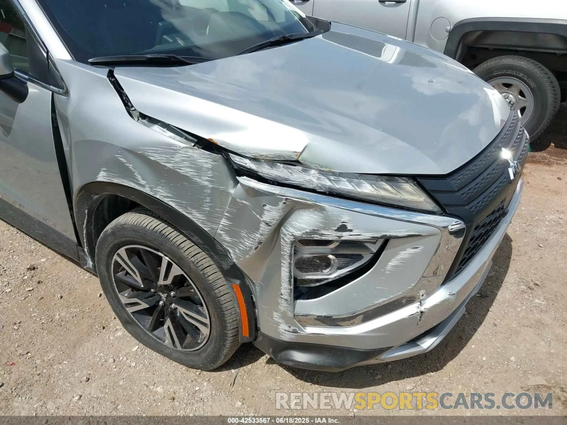 6 fotografías del automóvil dañado JA4ATWAA7SZ012449 MITSUBISHI ECLIPSE CROSS 2025