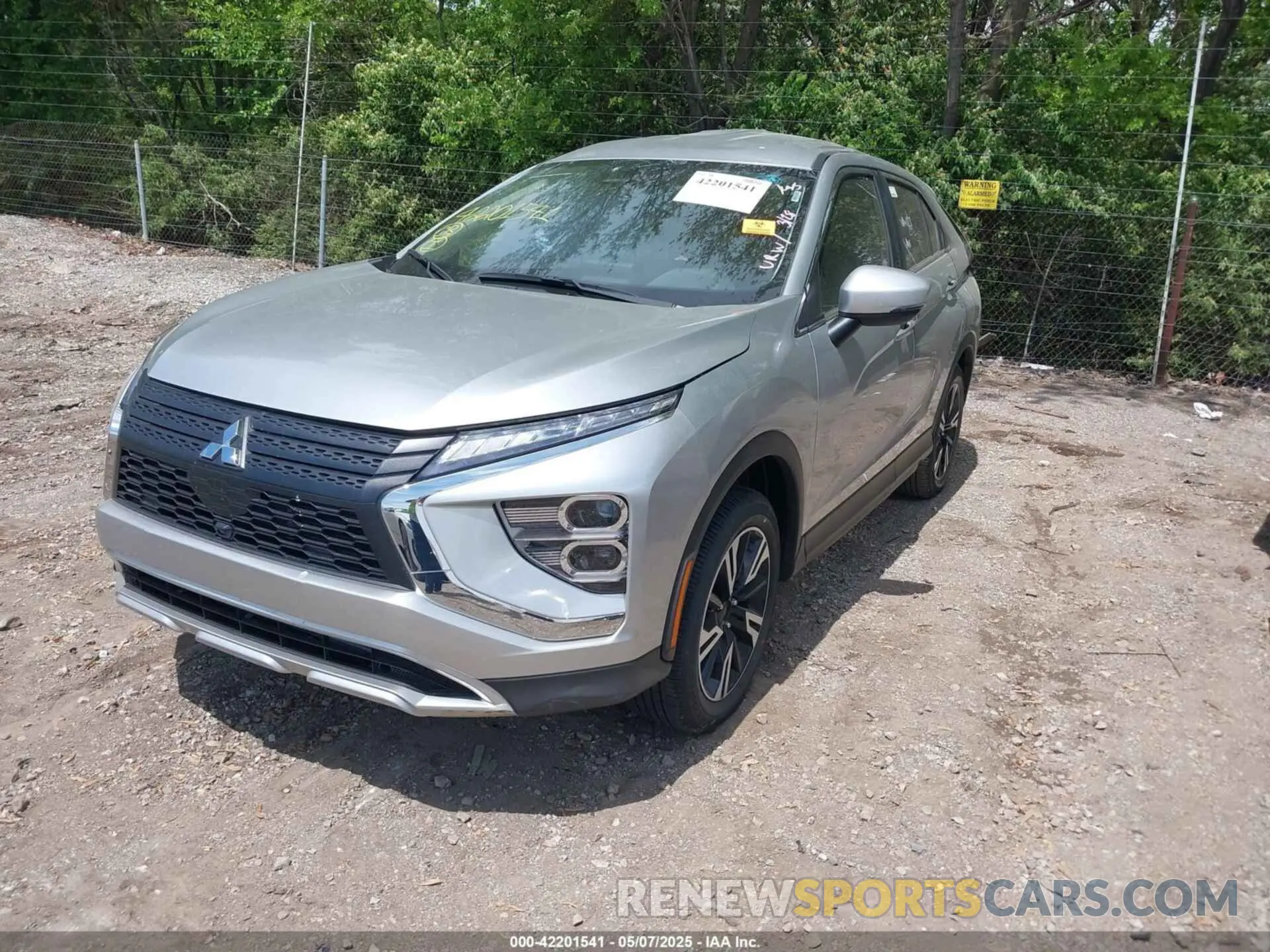 2 fotografías del automóvil dañado JA4ATWAA9SZ006037 MITSUBISHI ECLIPSE CROSS 2025