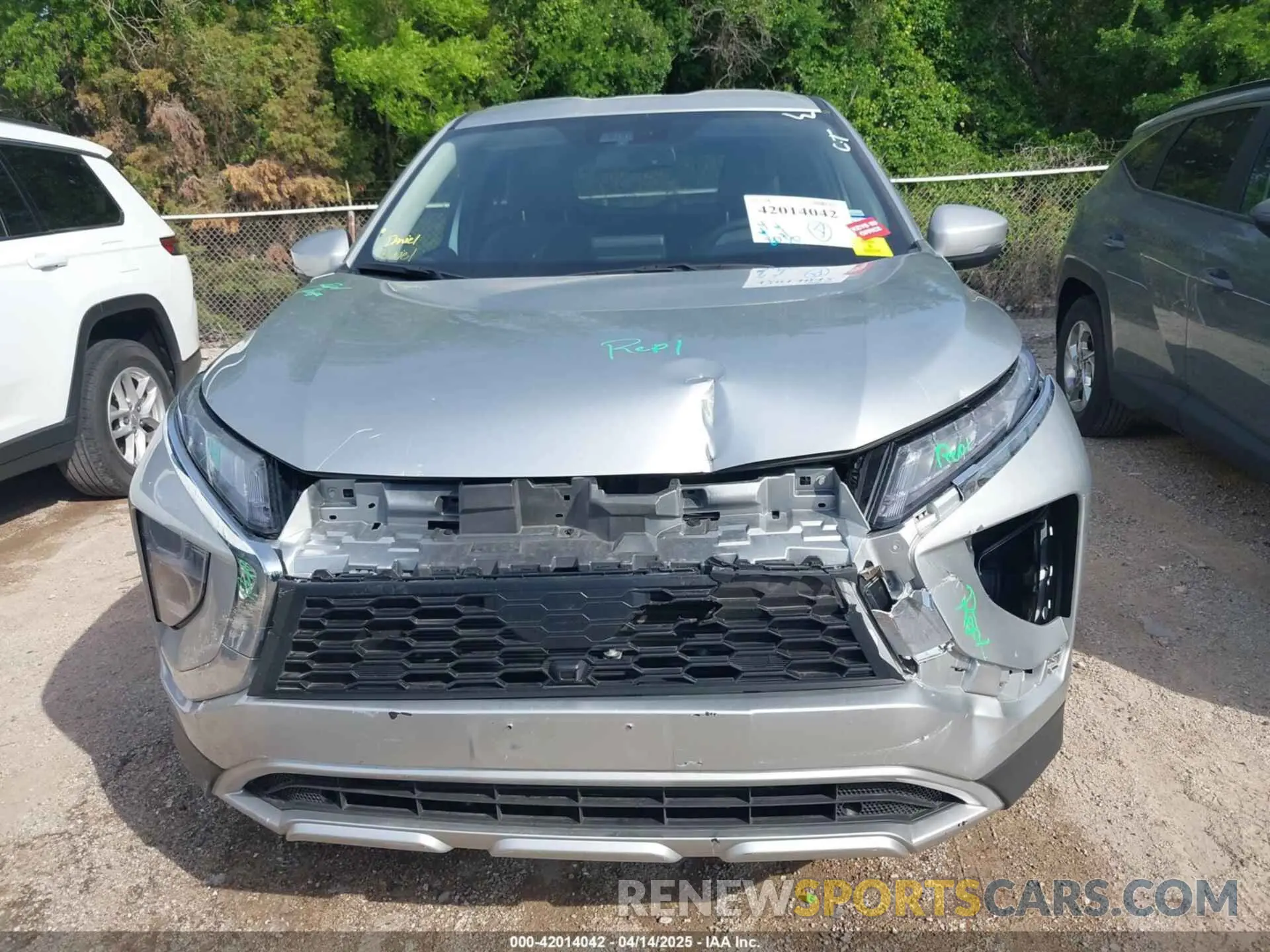 12 fotografías del automóvil dañado JA4ATWAA9SZ012842 MITSUBISHI ECLIPSE CROSS 2025