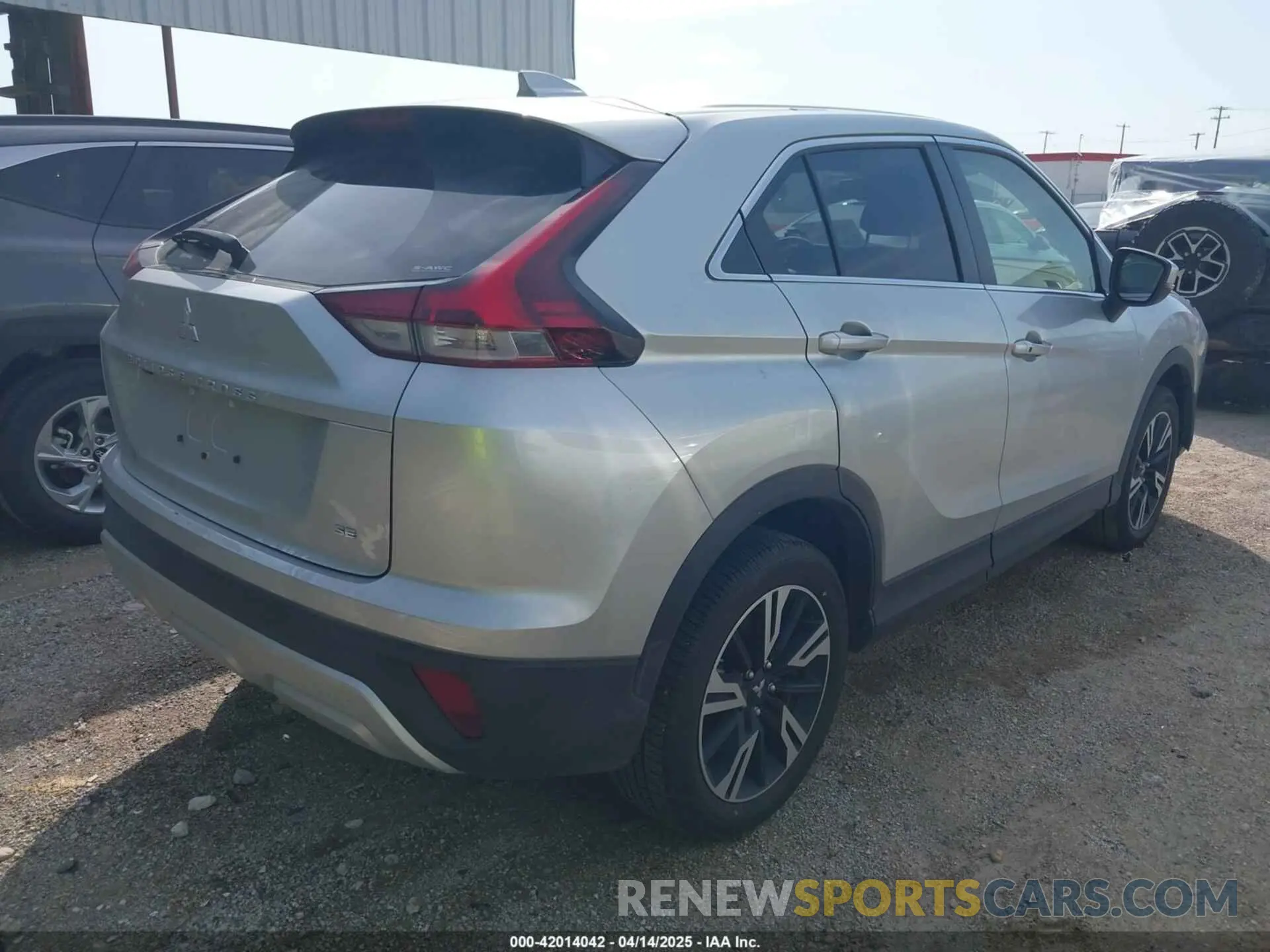 4 fotografías del automóvil dañado JA4ATWAA9SZ012842 MITSUBISHI ECLIPSE CROSS 2025