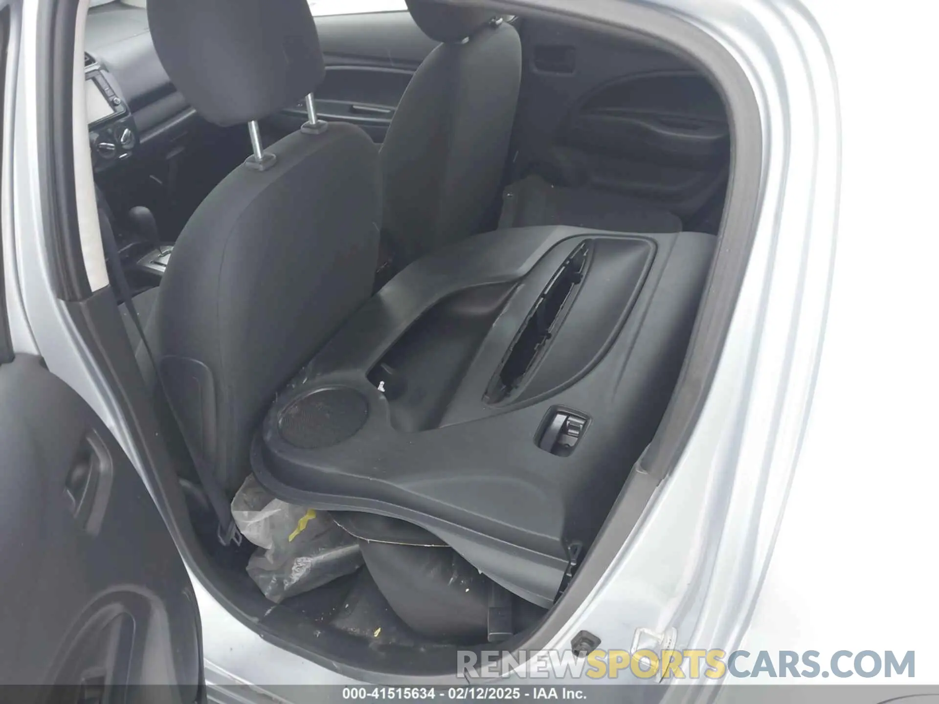 12 fotografías del automóvil dañado ML32A3HJ1KH007390 MITSUBISHI MIRAGE 2019