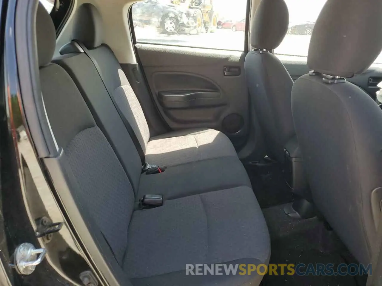 10 fotografías del automóvil dañado ML32A3HJ1KH015196 MITSUBISHI MIRAGE 2019