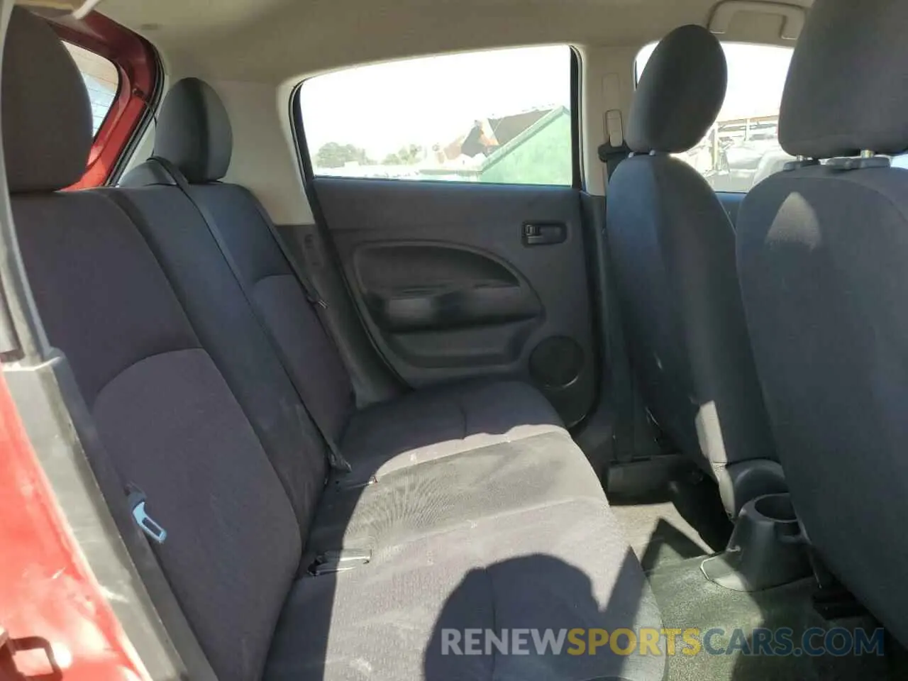 10 fotografías del automóvil dañado ML32A3HJ2KH013490 MITSUBISHI MIRAGE 2019