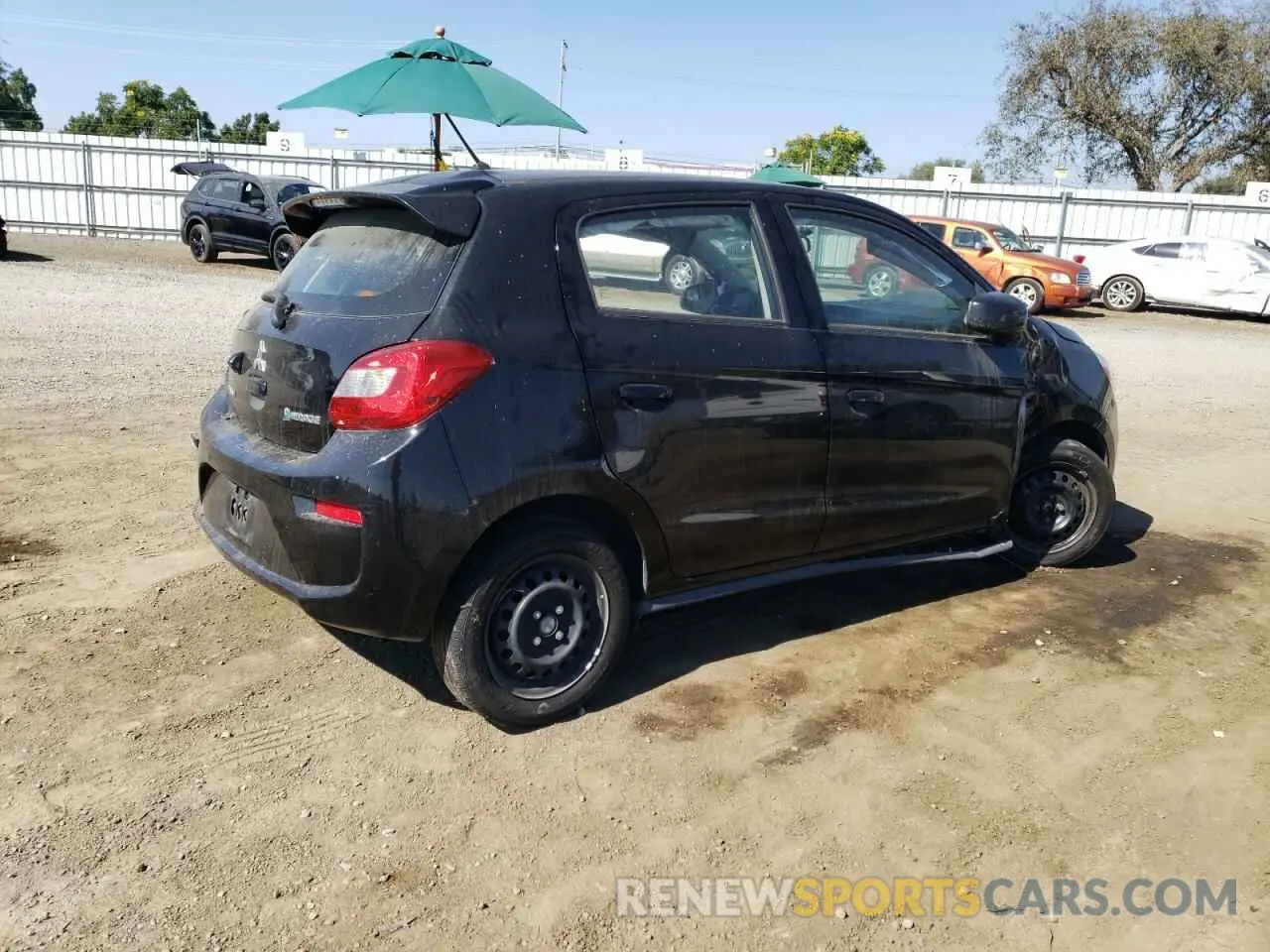 3 fotografías del automóvil dañado ML32A3HJ3KH001882 MITSUBISHI MIRAGE 2019