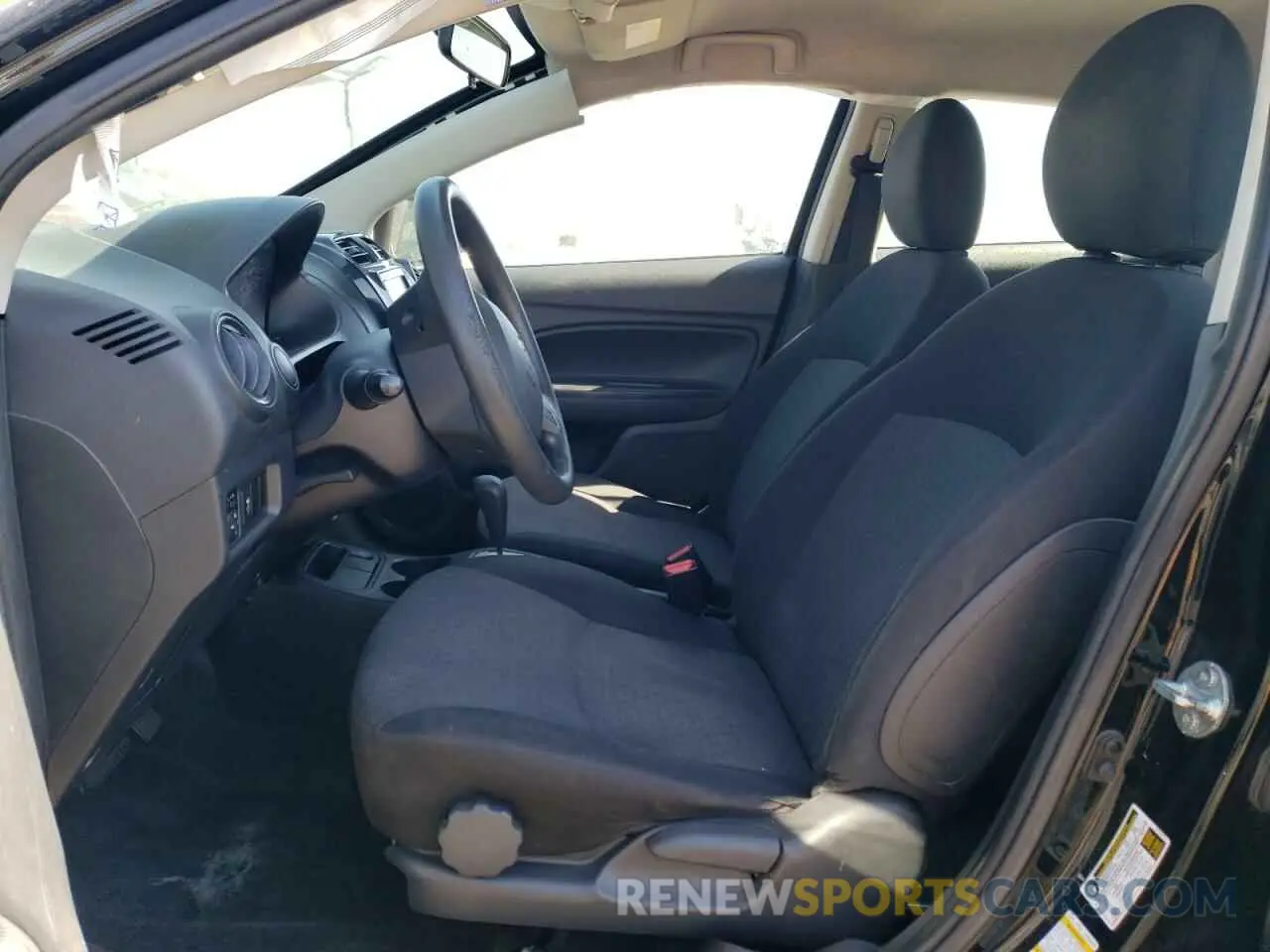 7 fotografías del automóvil dañado ML32A3HJ3KH001882 MITSUBISHI MIRAGE 2019
