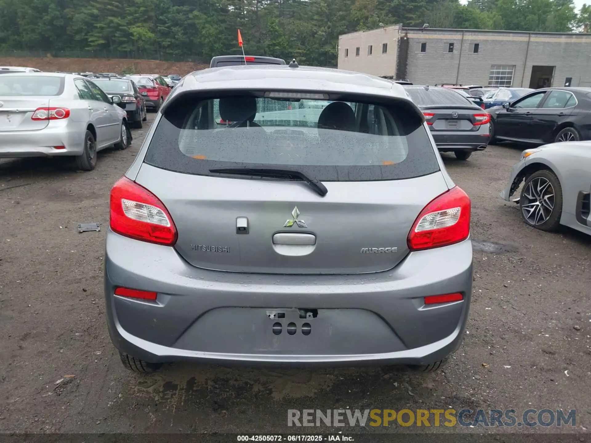 16 fotografías del automóvil dañado ML32A3HJ4KH005245 MITSUBISHI MIRAGE 2019