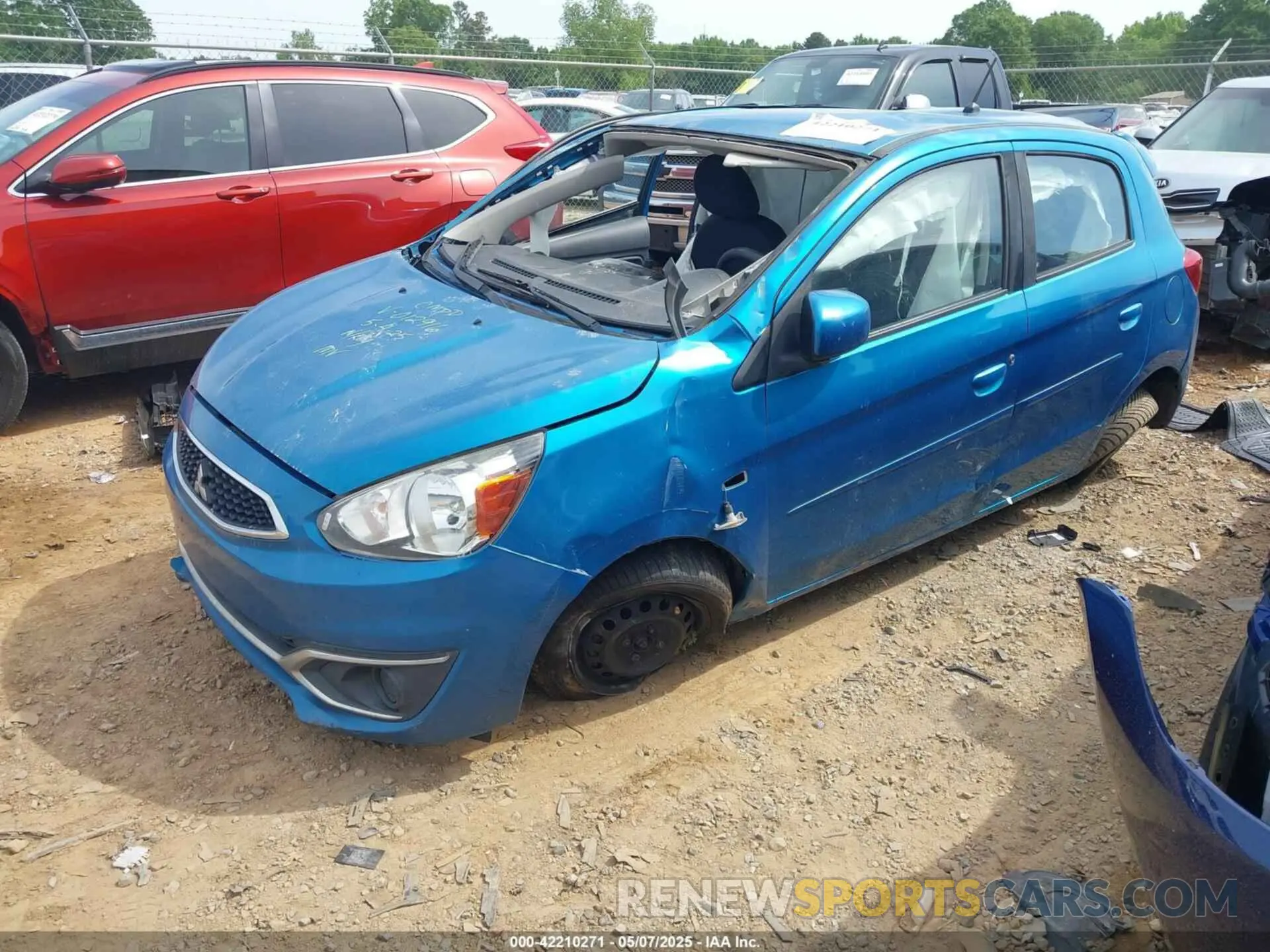 2 fotografías del automóvil dañado ML32A3HJ5KH012916 MITSUBISHI MIRAGE 2019