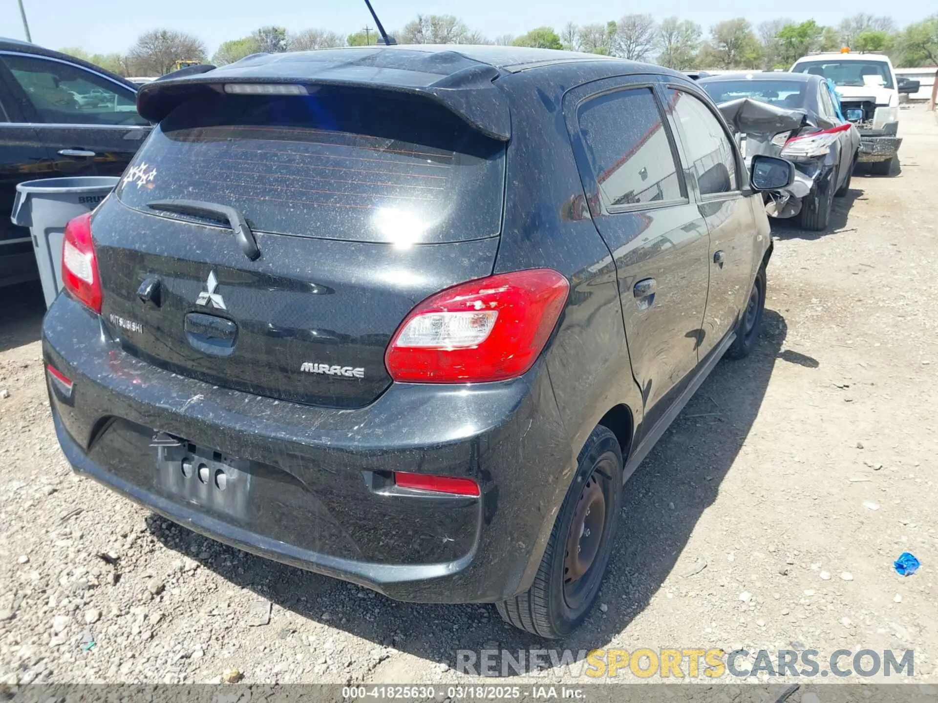 4 fotografías del automóvil dañado ML32A3HJ6KH006204 MITSUBISHI MIRAGE 2019