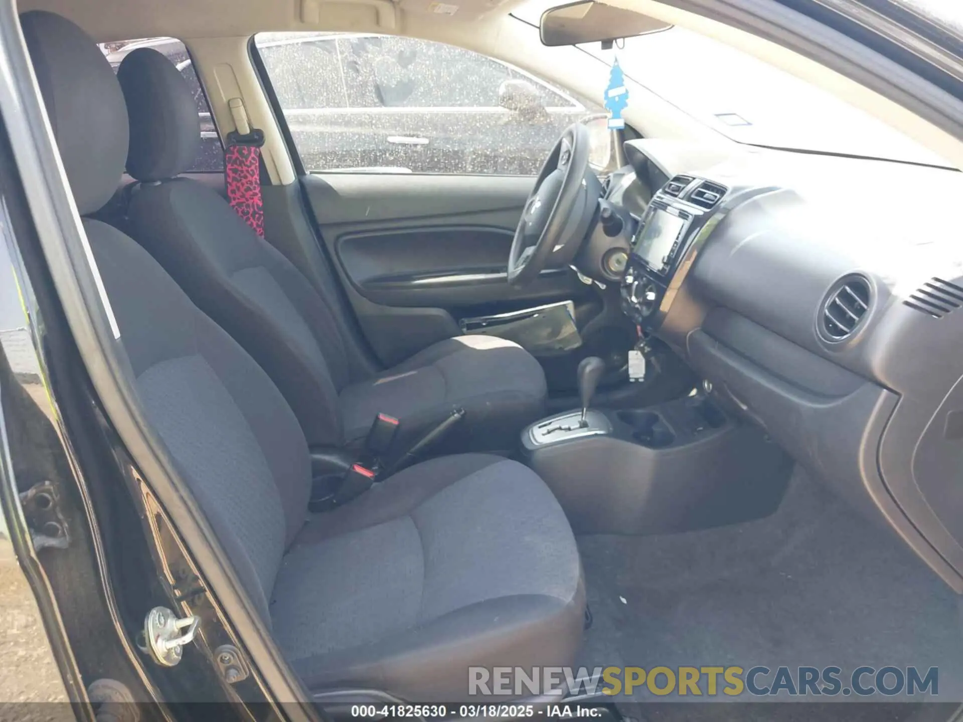 5 fotografías del automóvil dañado ML32A3HJ6KH006204 MITSUBISHI MIRAGE 2019