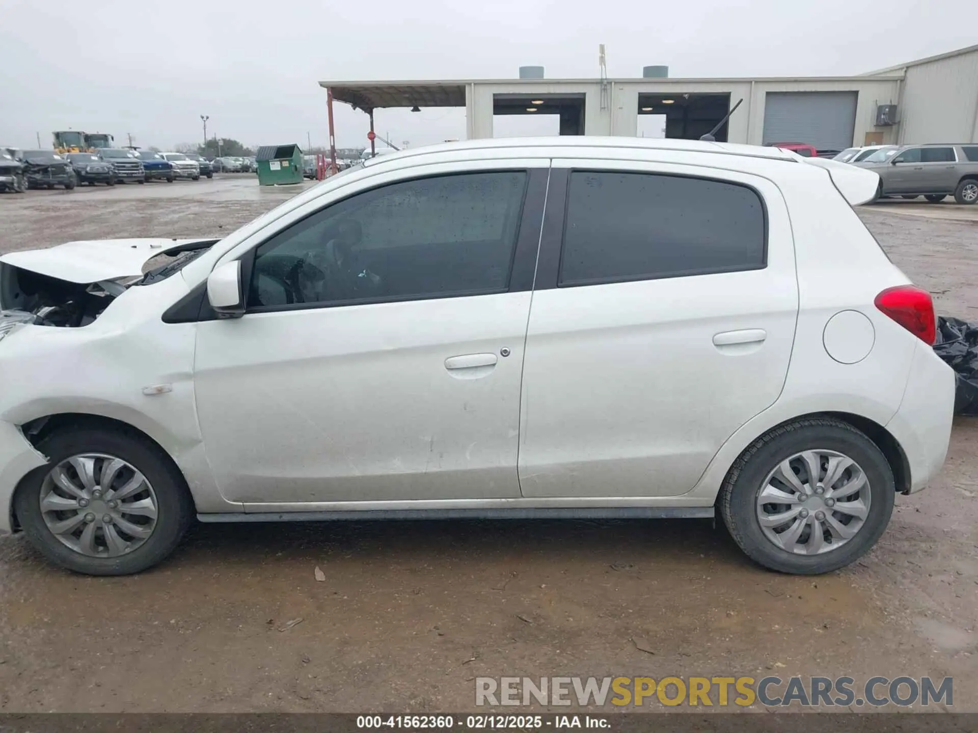 14 fotografías del automóvil dañado ML32A3HJ7KH005935 MITSUBISHI MIRAGE 2019