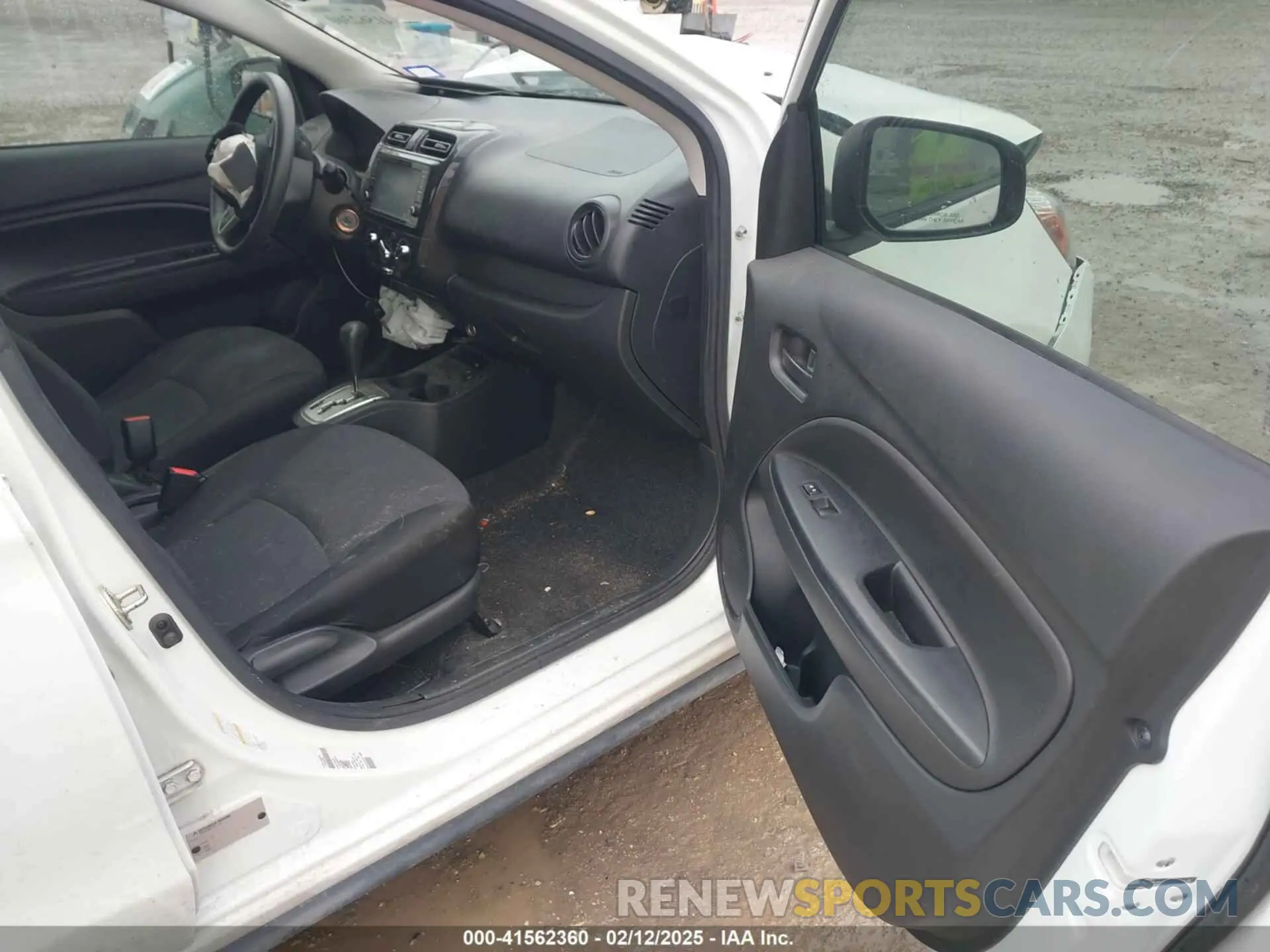 5 fotografías del automóvil dañado ML32A3HJ7KH005935 MITSUBISHI MIRAGE 2019